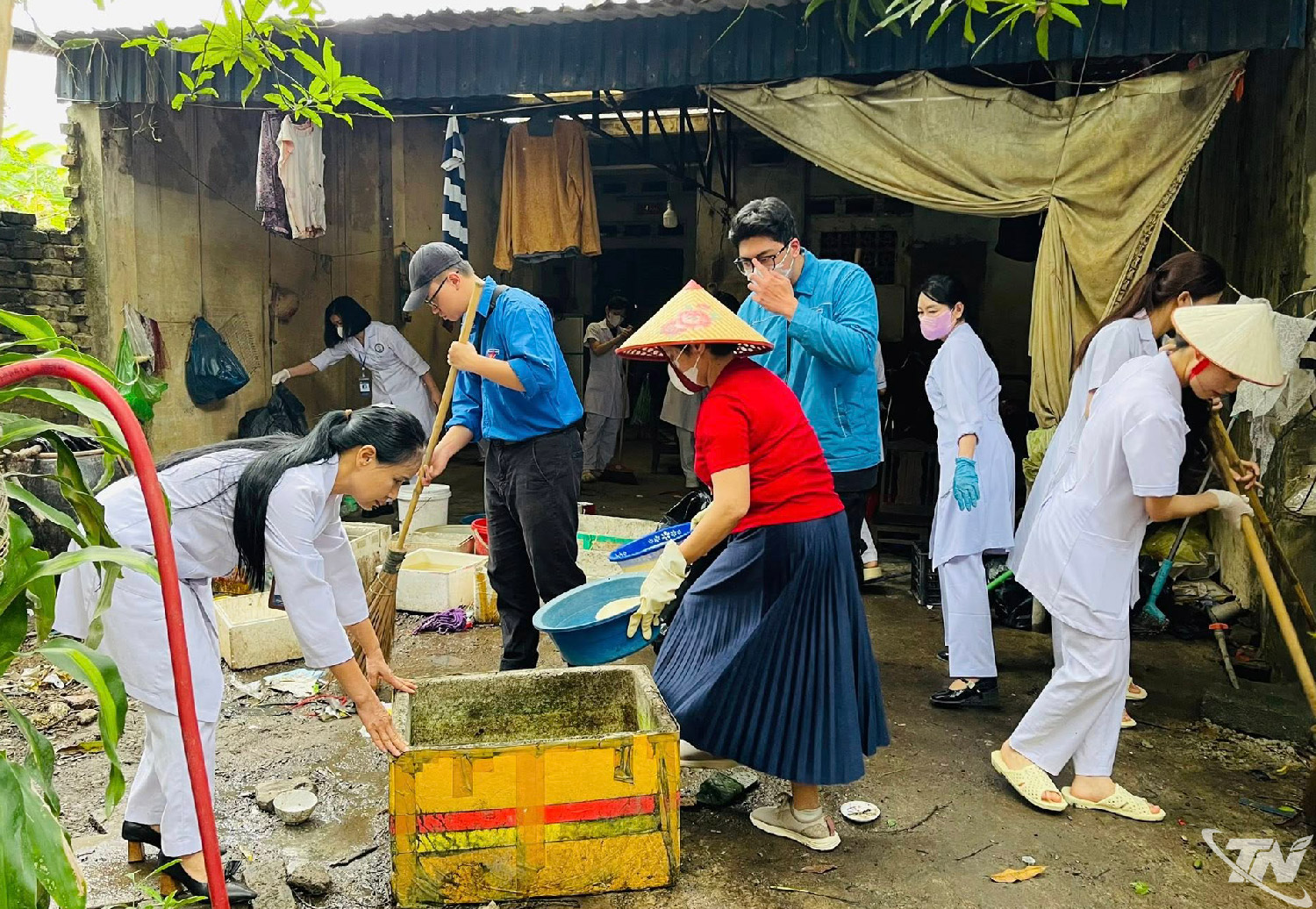 Anh-tin-bai