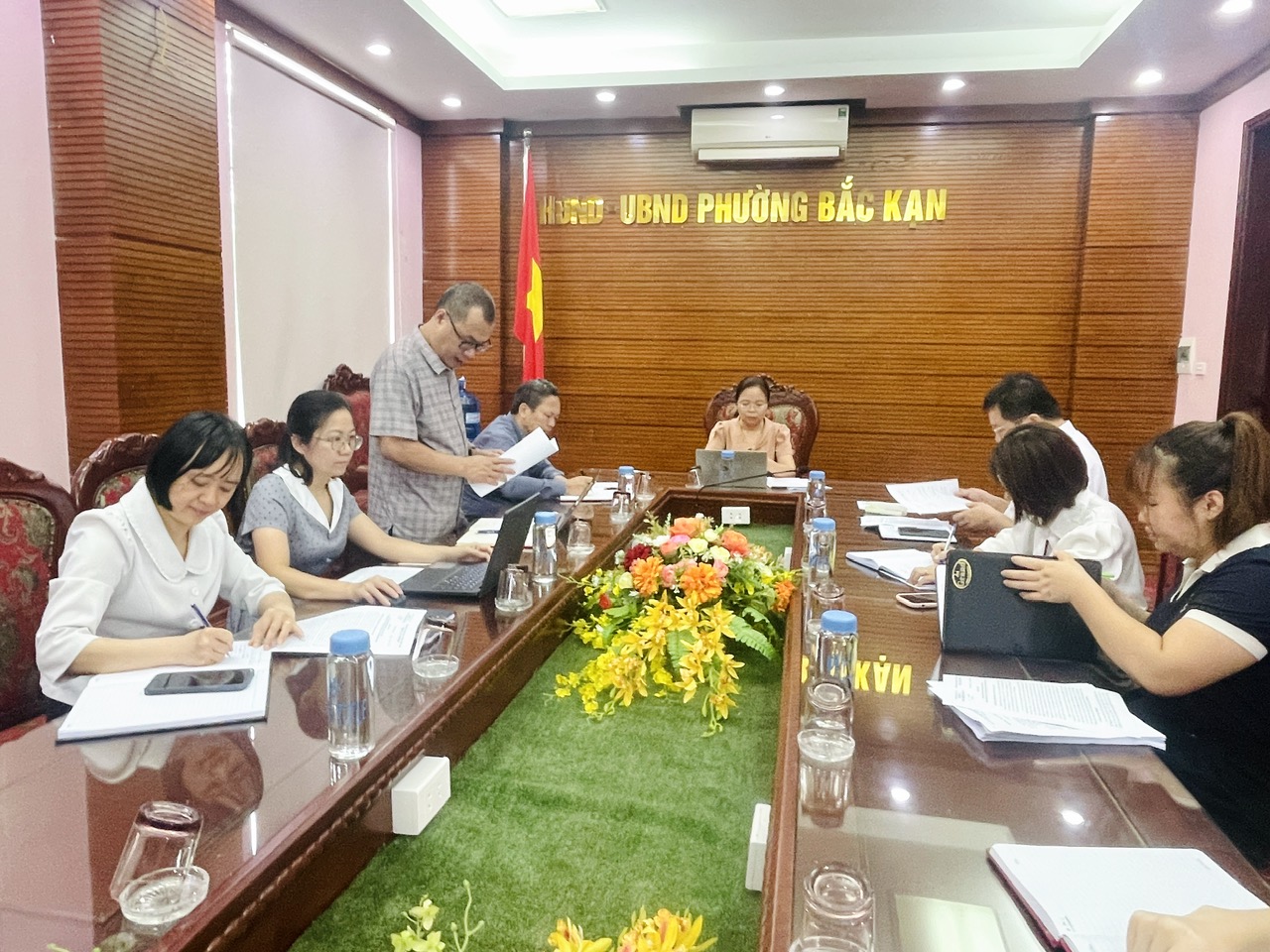 Anh-tin-bai