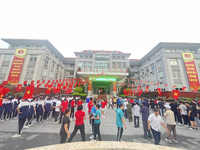 Anh-tin-bai