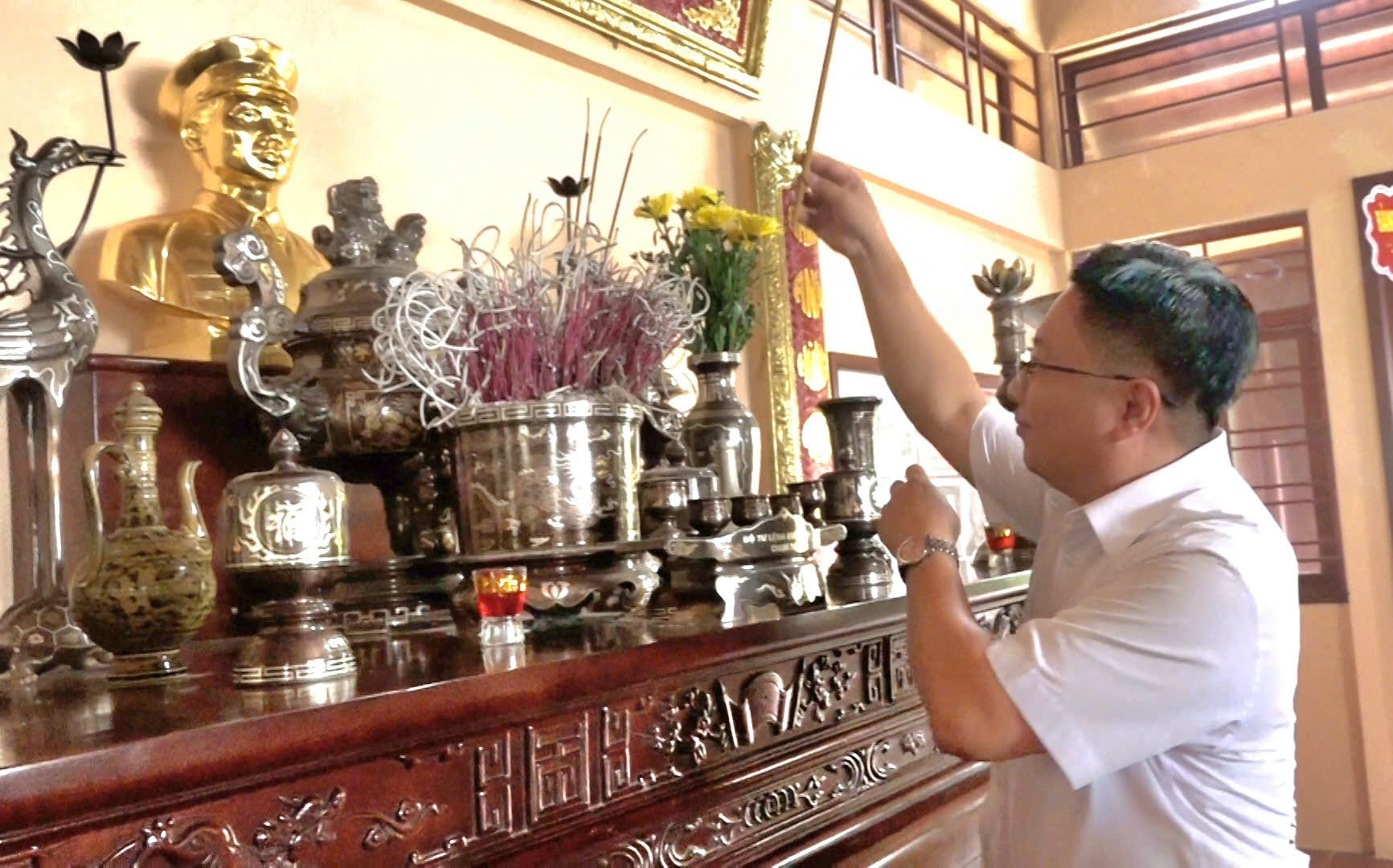 Anh-tin-bai