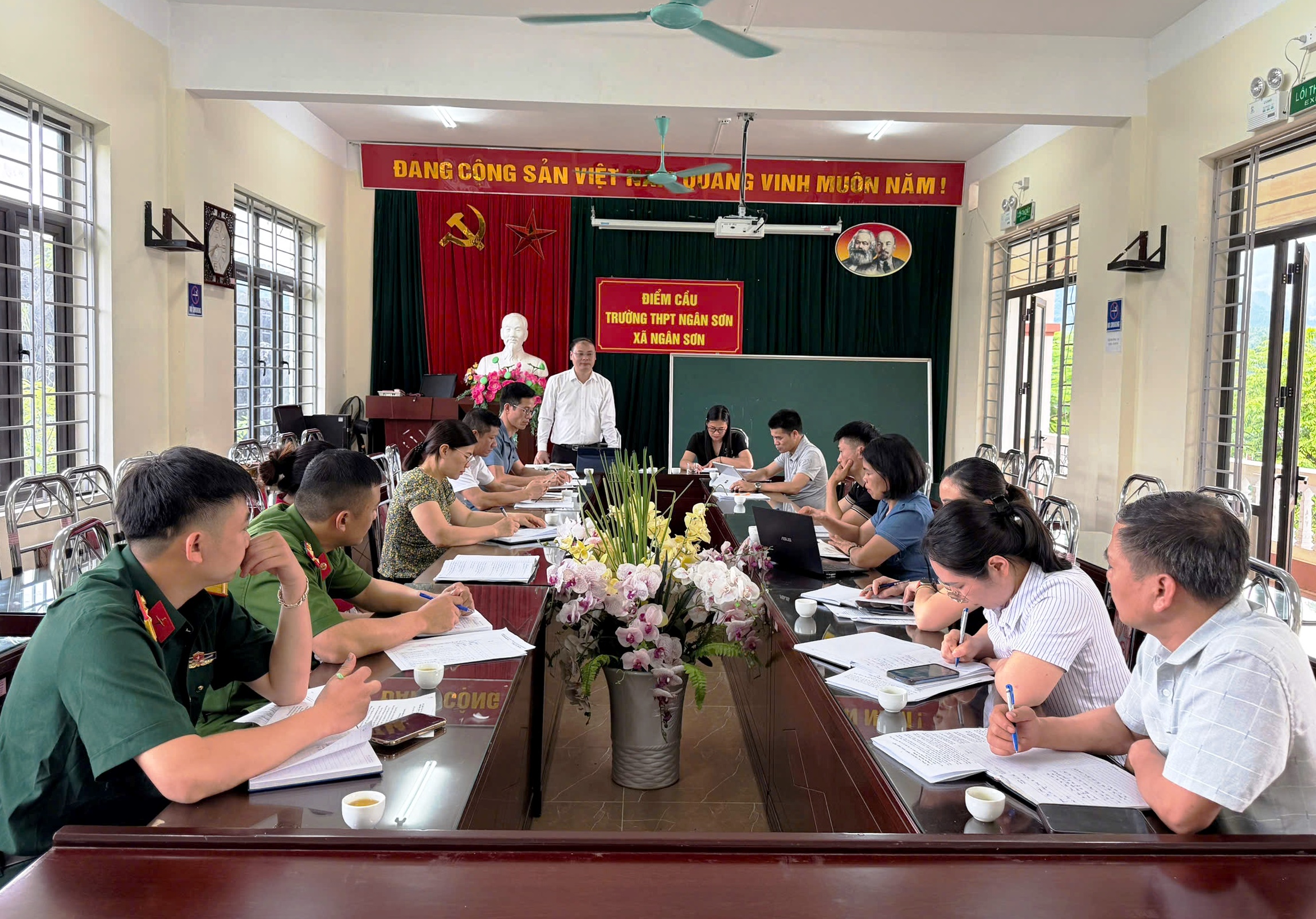 Ngân Sơn: Họp triển khai phối hợp tổ chức Kỳ thi tuyển sinh vào lớp 10 THPT năm học 2026–2027 và Kỳ thi tốt nghiệp THPT năm 2026