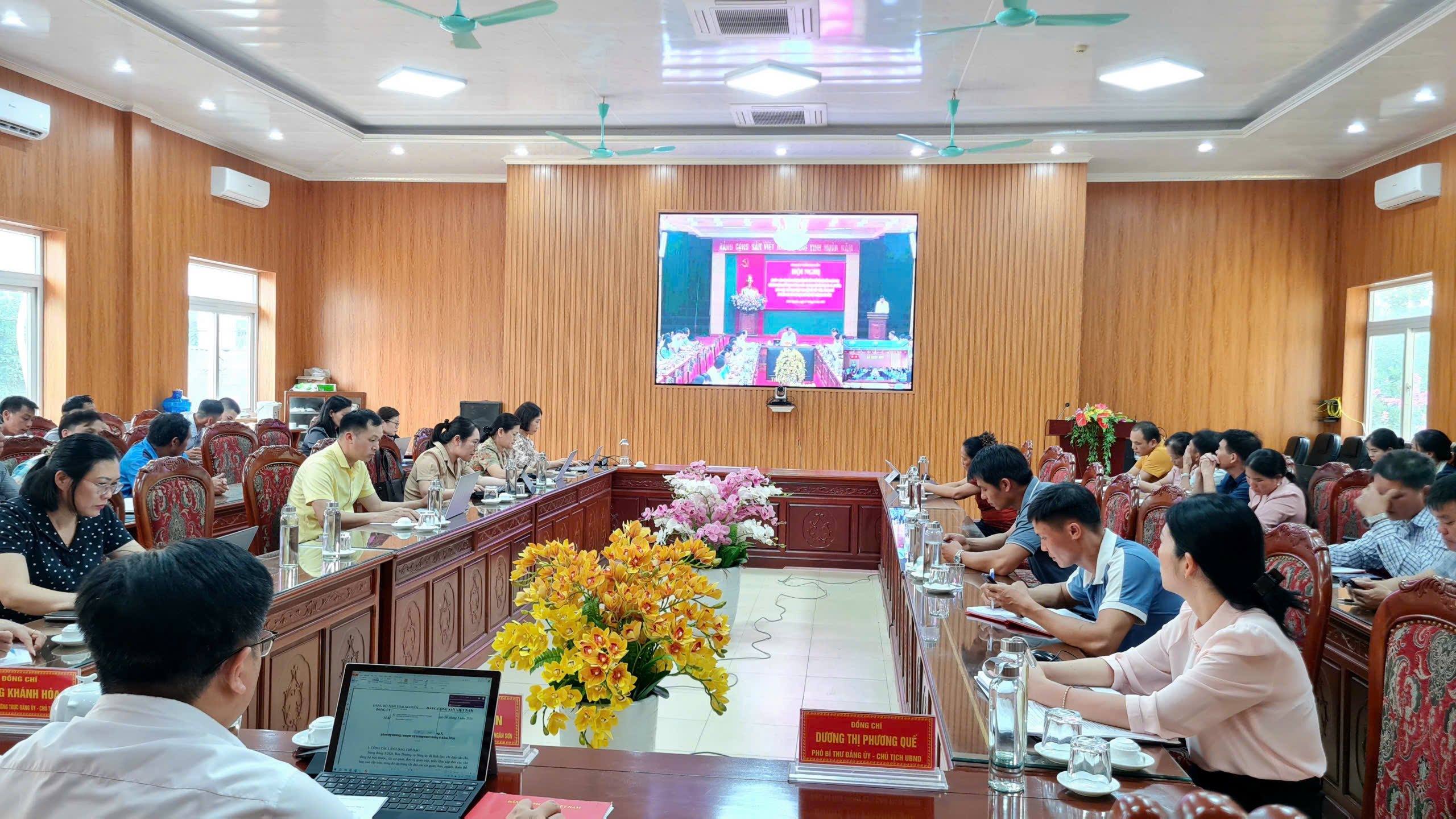 Ngân Sơn: Tham dự Hội nghị sơ kết 1 năm vận hành chính quyền địa phương 2 cấp