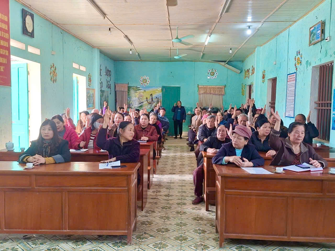 Na Rì lấy ý kiến cử tri nơi cư trú đối với người ứng cử đại biểu Hội đồng nhân dân xã khóa II, nhiệm kỳ 2026-2031