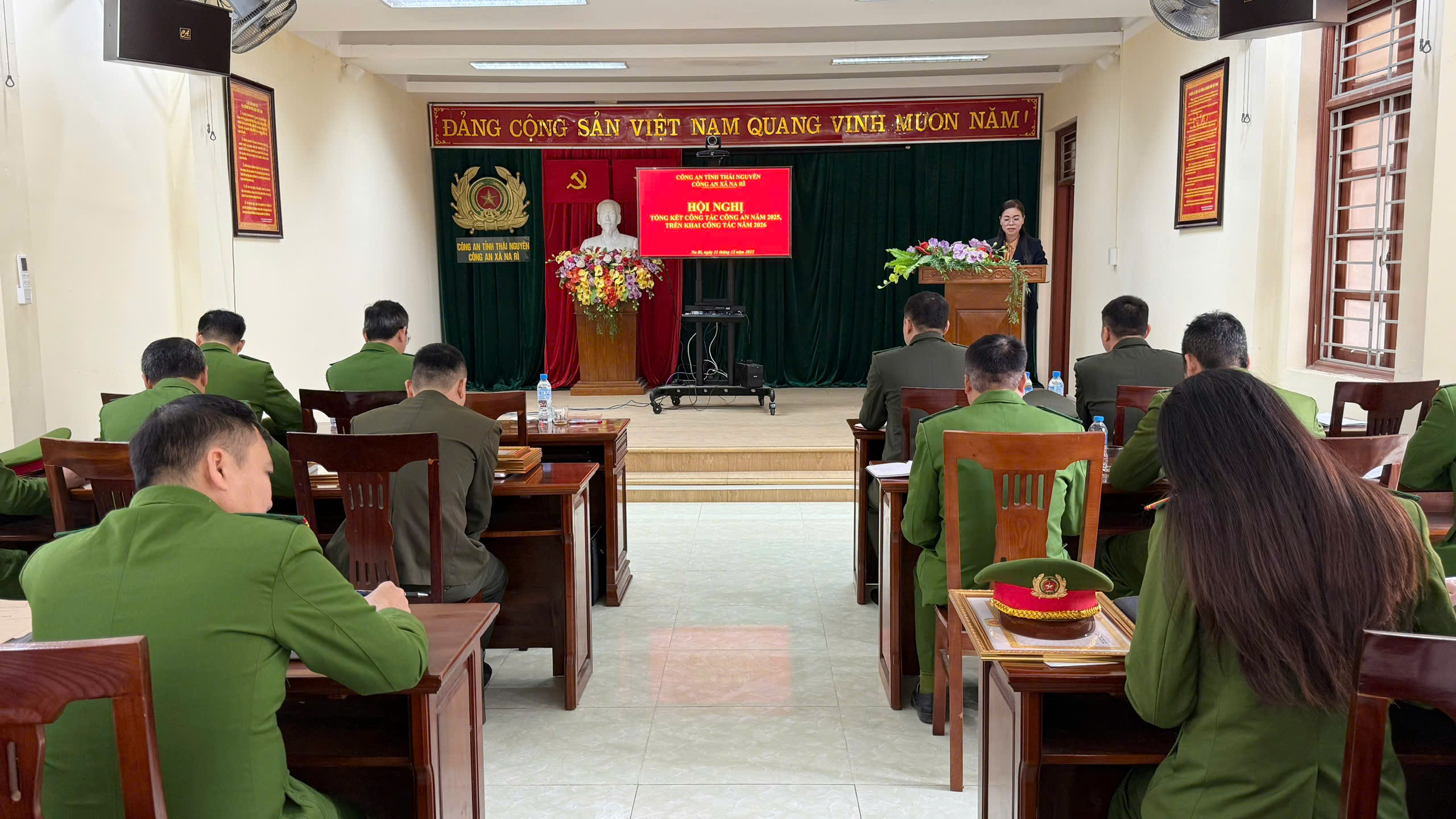 Công an xã Na Rì tổng kết công tác năm 2025, triển khai nhiệm vụ năm 2026