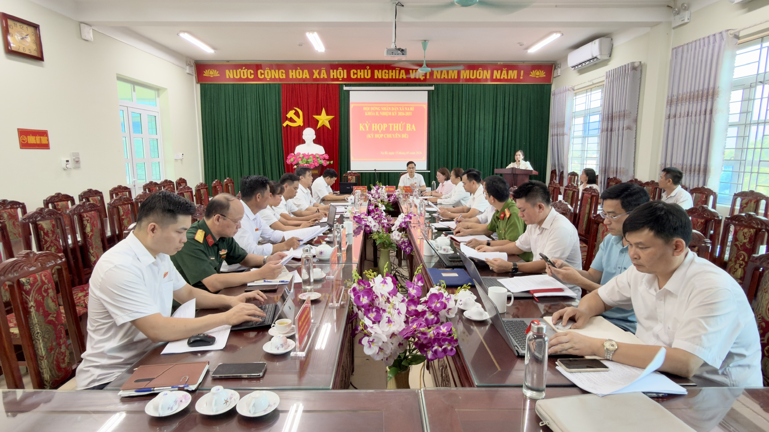 Kỳ họp thứ ba HĐND xã Na Rì khóa II, nhiệm kỳ 2026 – 2031