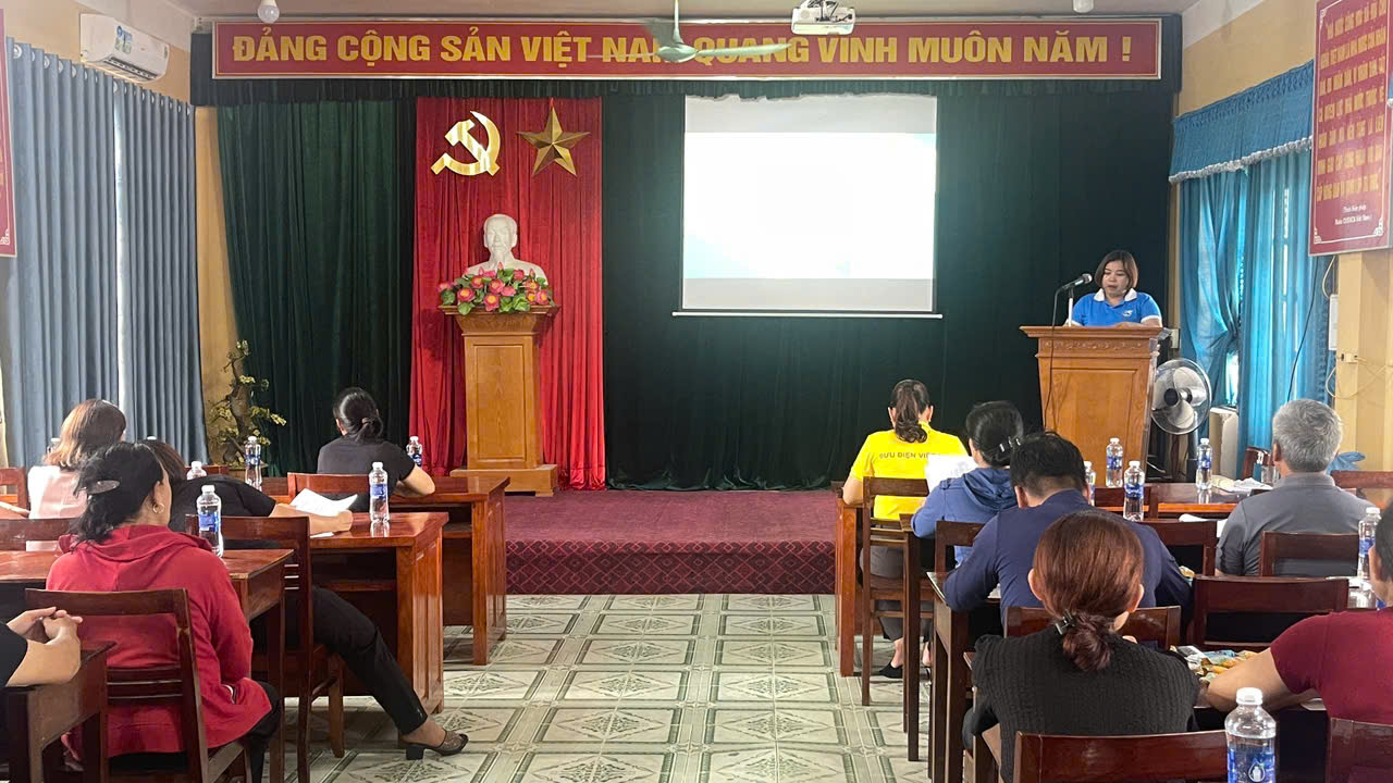 BHXH CƠ SỞ NA RÌ TỔ CHỨC HỘI NGHỊ ĐỐI THOẠI VỀ CHÍNH SÁCH BHXH TỰ NGUYỆN