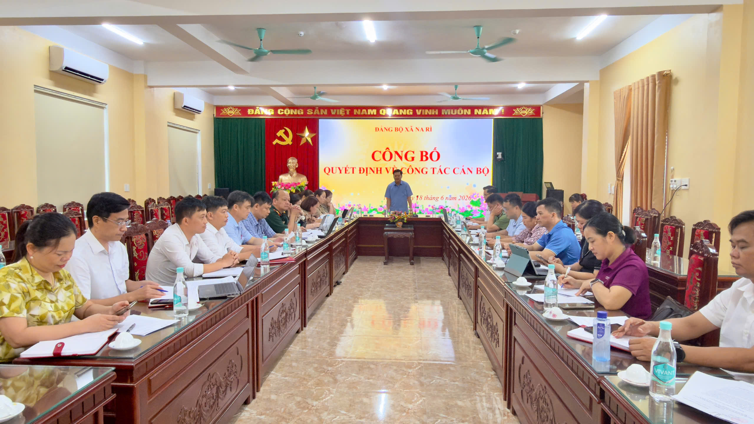 XÃ NA RÌ TỔ CHỨC HỘI NGHỊ BAN THƯỜNG VỤ, BAN CHẤP HÀNH ĐẢNG BỘ XÃ THÁNG 6 NĂM 2026