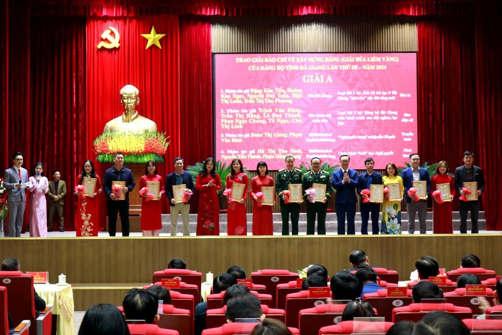 1. giải a.JPG