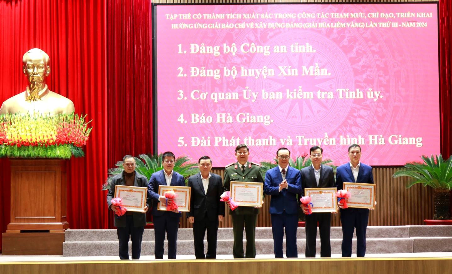 1. tap thê.JPG