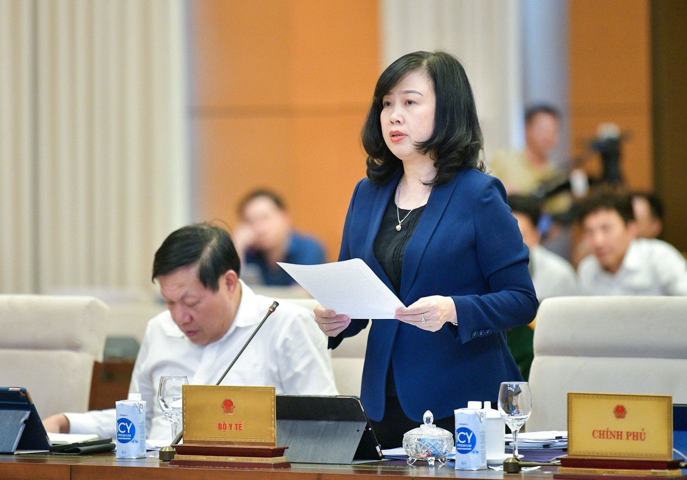 https://quochoi.vn/content/tintuc/NewsMedia2020/hothihuong/160420240348-z5353648578670_880c9b835da7a1b7d1e2cc19cf017069.jpg