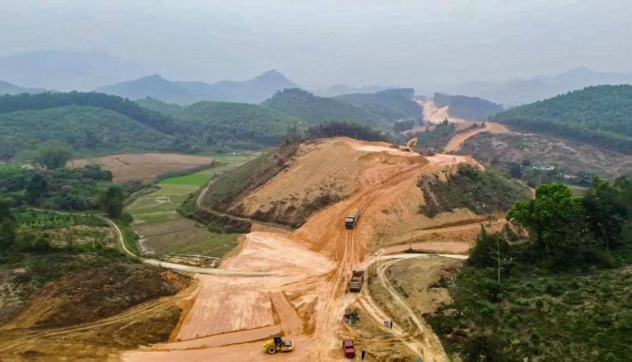 Hà Giang đẩy nhanh tiến độ thực hiện và giải ngân vốn đầu tư công