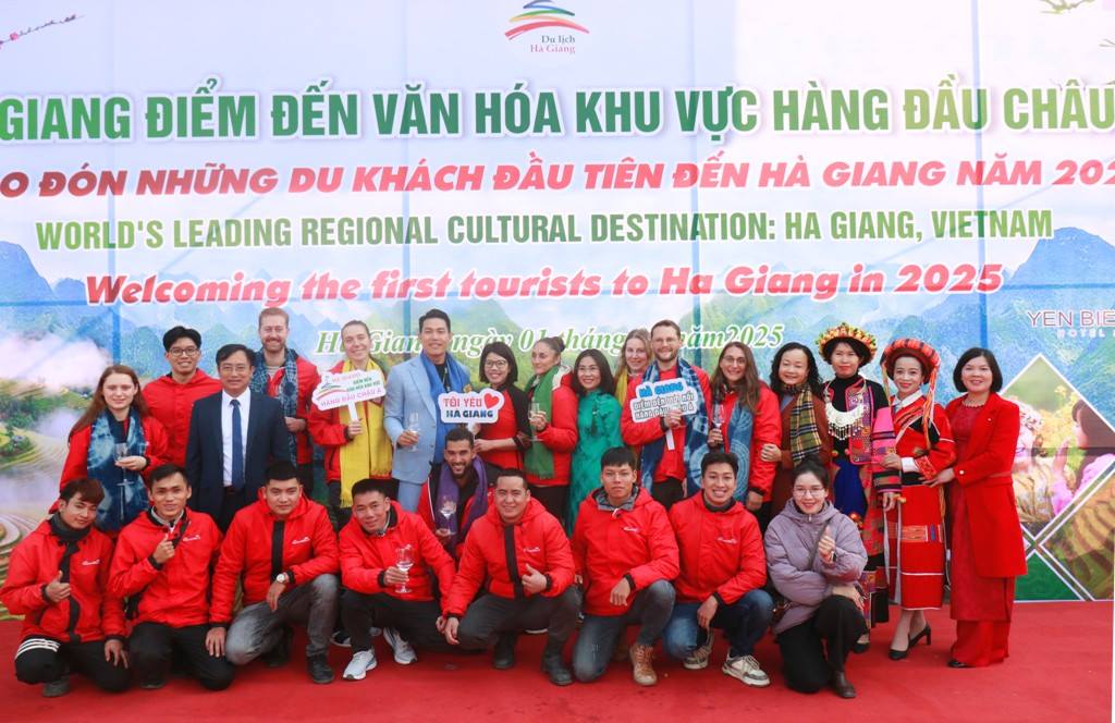 Đẩy mạnh phát triển du lịch tỉnh Hà Giang năm 2025