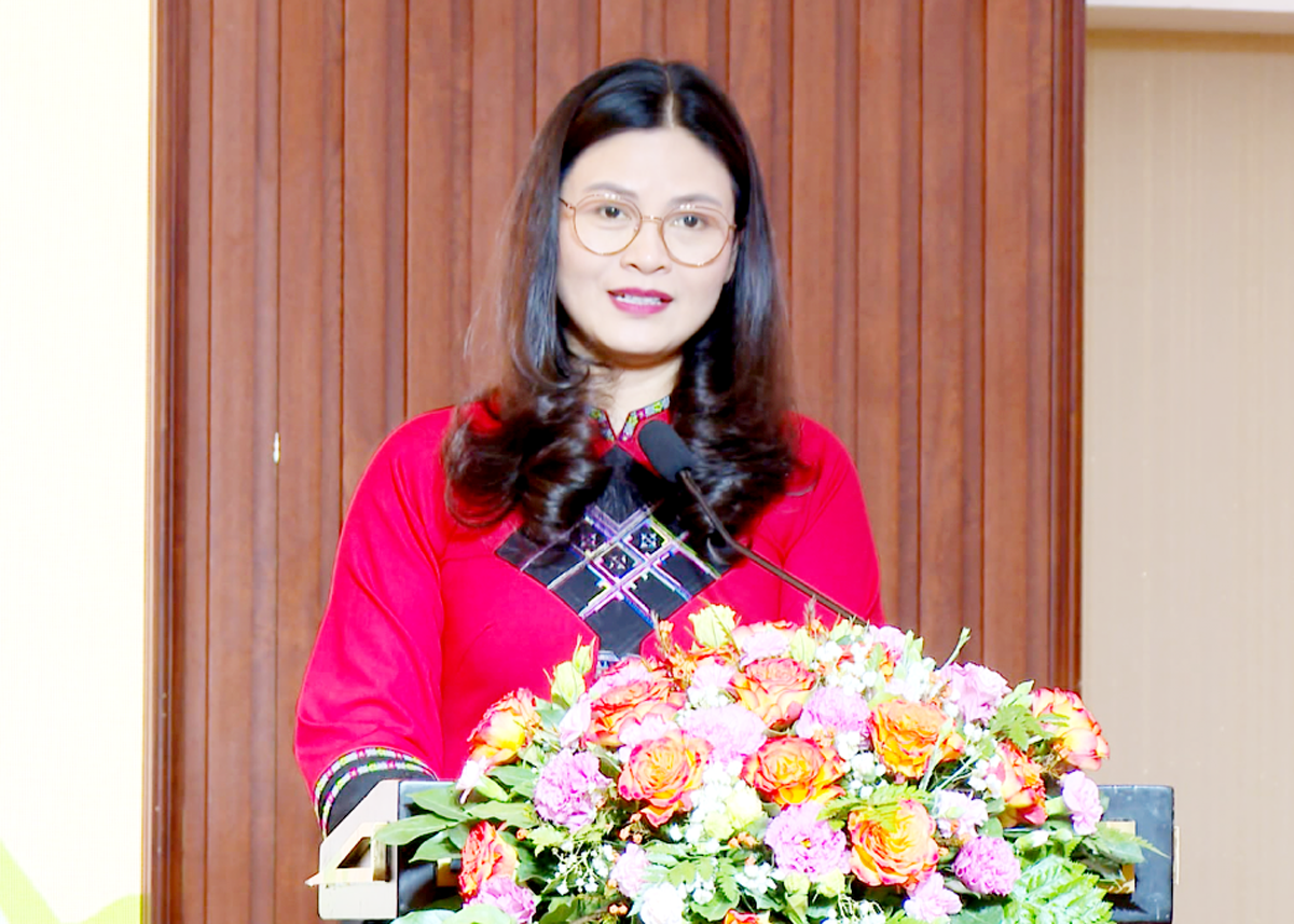 Đồng chí Vương Ngọc Hà, Ủy viên BTV Tỉnh ủy, Phó Chủ tịch UBND tỉnh phát biểu tại Diễn đàn xúc tiến, quảng bá văn hóa, du lịch Hà Giang.