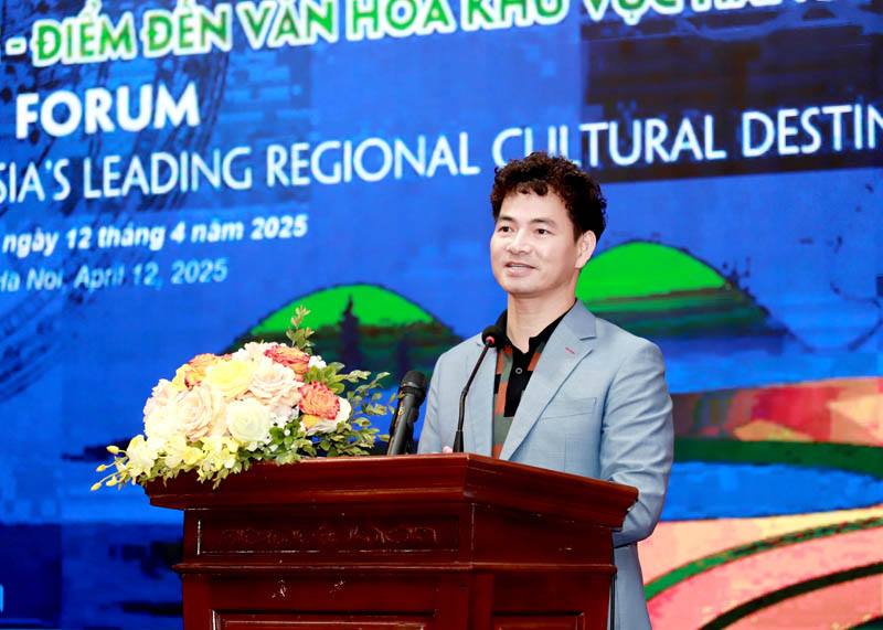 Cục Trưởng cục Nghệ thuật biểu diễn, nghệ sỹ Nhân dân Xuân Bắc phát biểu tại diễn đàn.