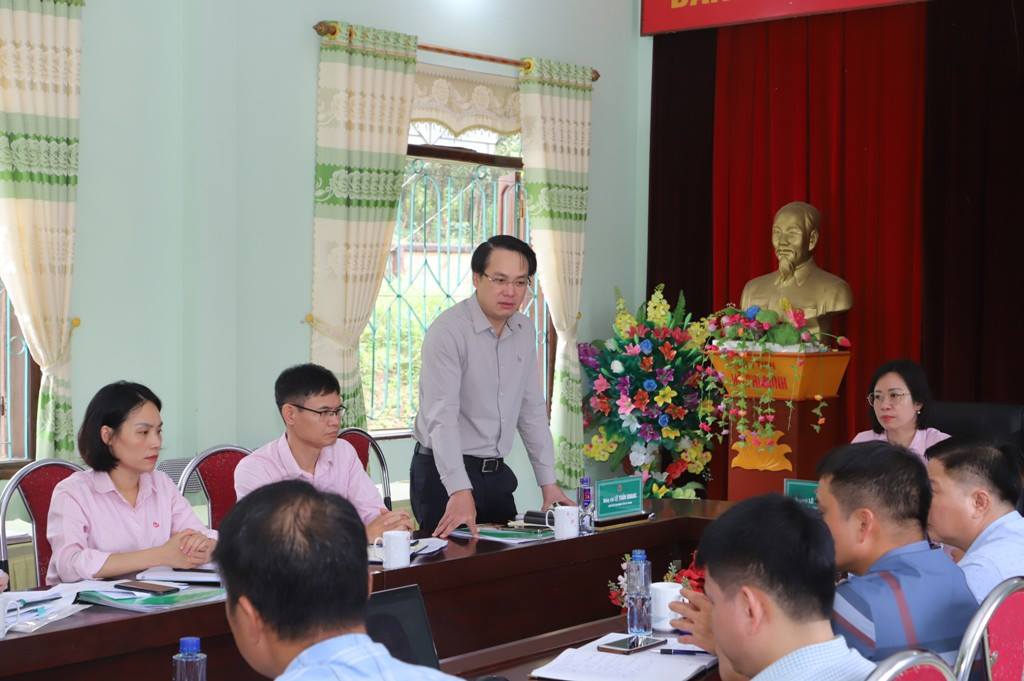 Đoàn công tác Ngân hàng chính sách xã hội Trung ương kiểm tra tại huyện Bắc Quang