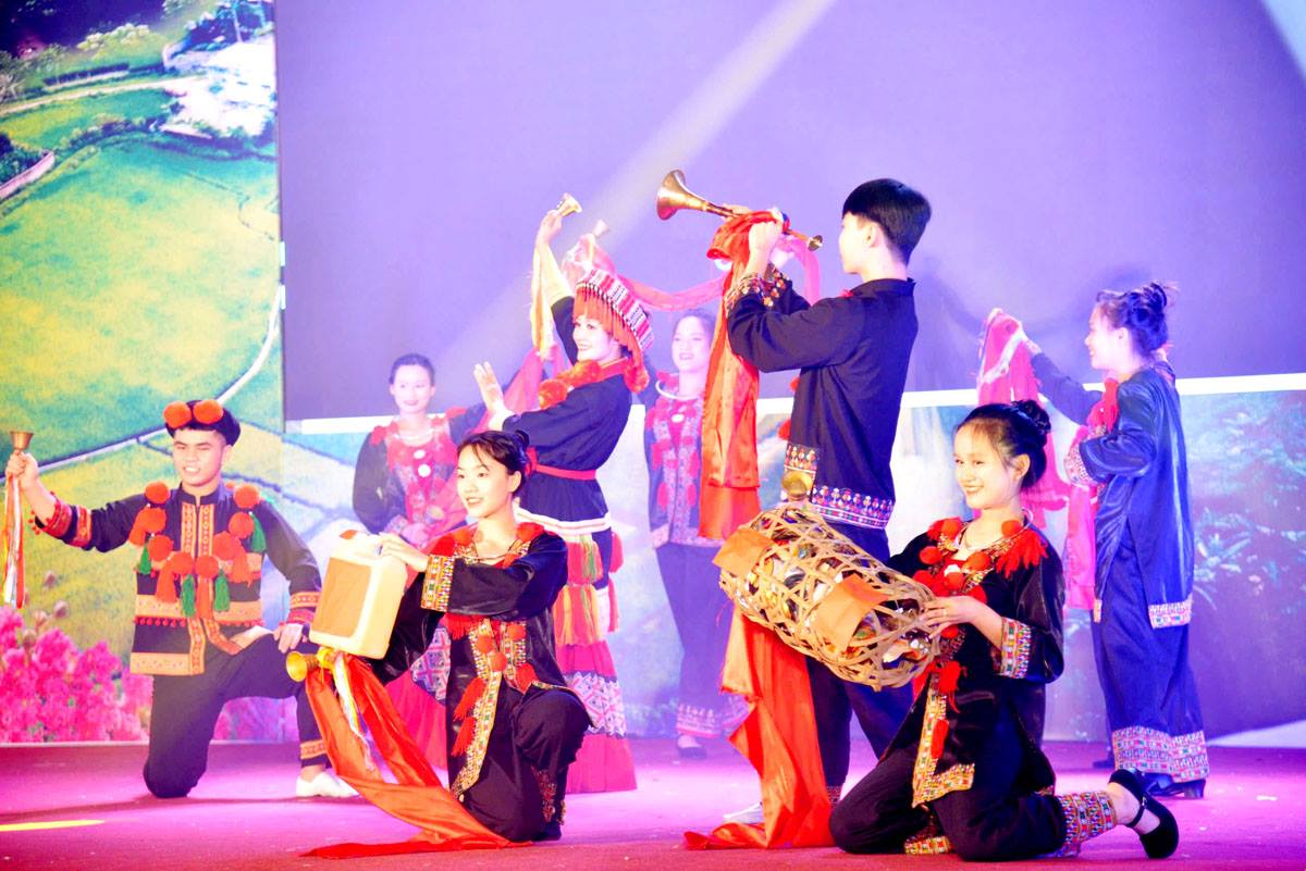 Đổi thay đời sống đồng bào dân tộc thiểu số nơi biên cương