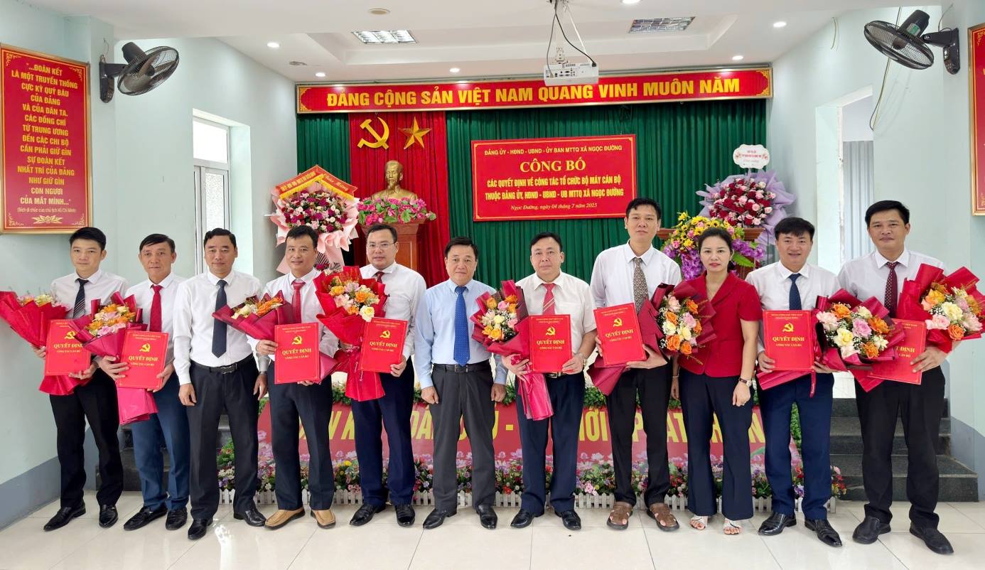 4.7 ngọc duong cong bo.jpg