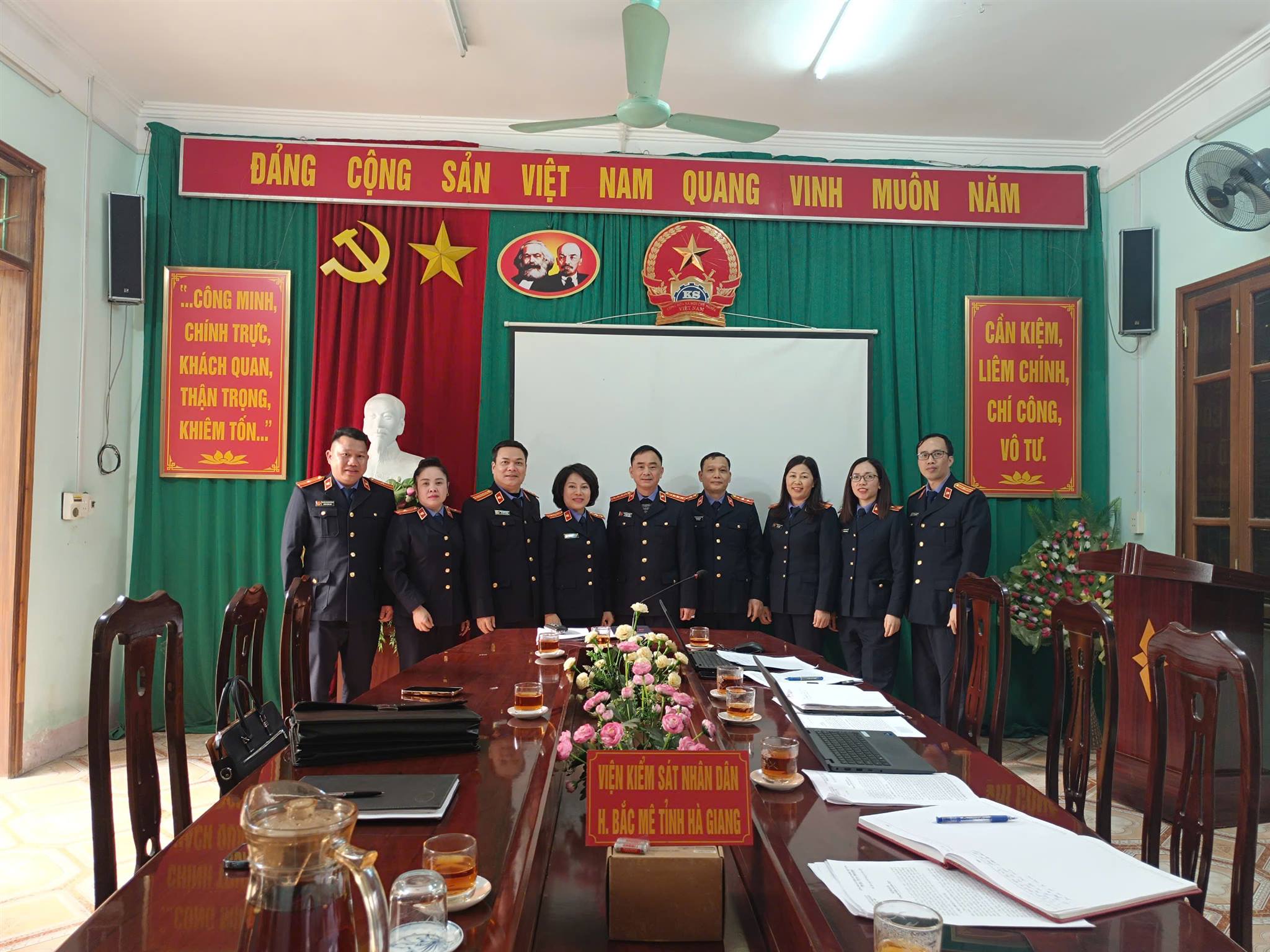 VIỆN KIỂM SÁT NHÂN DÂN HUYỆN BẮC MÊ TỔ CHỨC HỘI NGHỊ TRIỂN KHAI CÔNG TÁC NĂM 2025