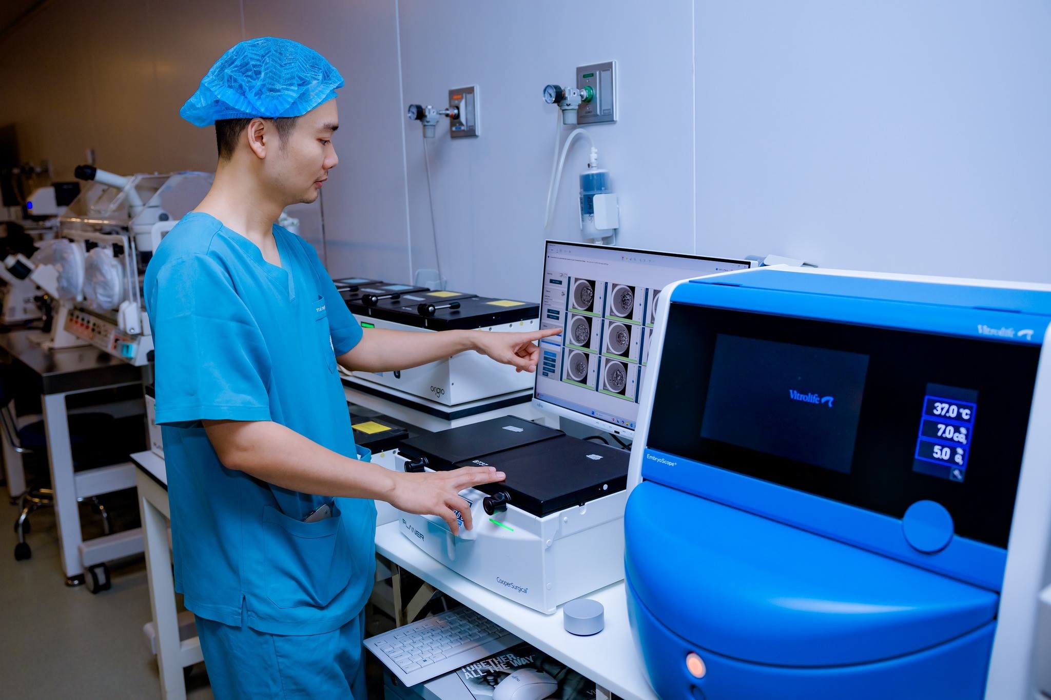 TIMELAPSE + TRÍ TUỆ NHÂN TẠO (AI) – GIẢI PHÁP THÔNG MINH TRÊN HÀNH TRÌNH TÌM CON YÊU KHỎE MẠNH TẠI IVF BƯU ĐIỆN