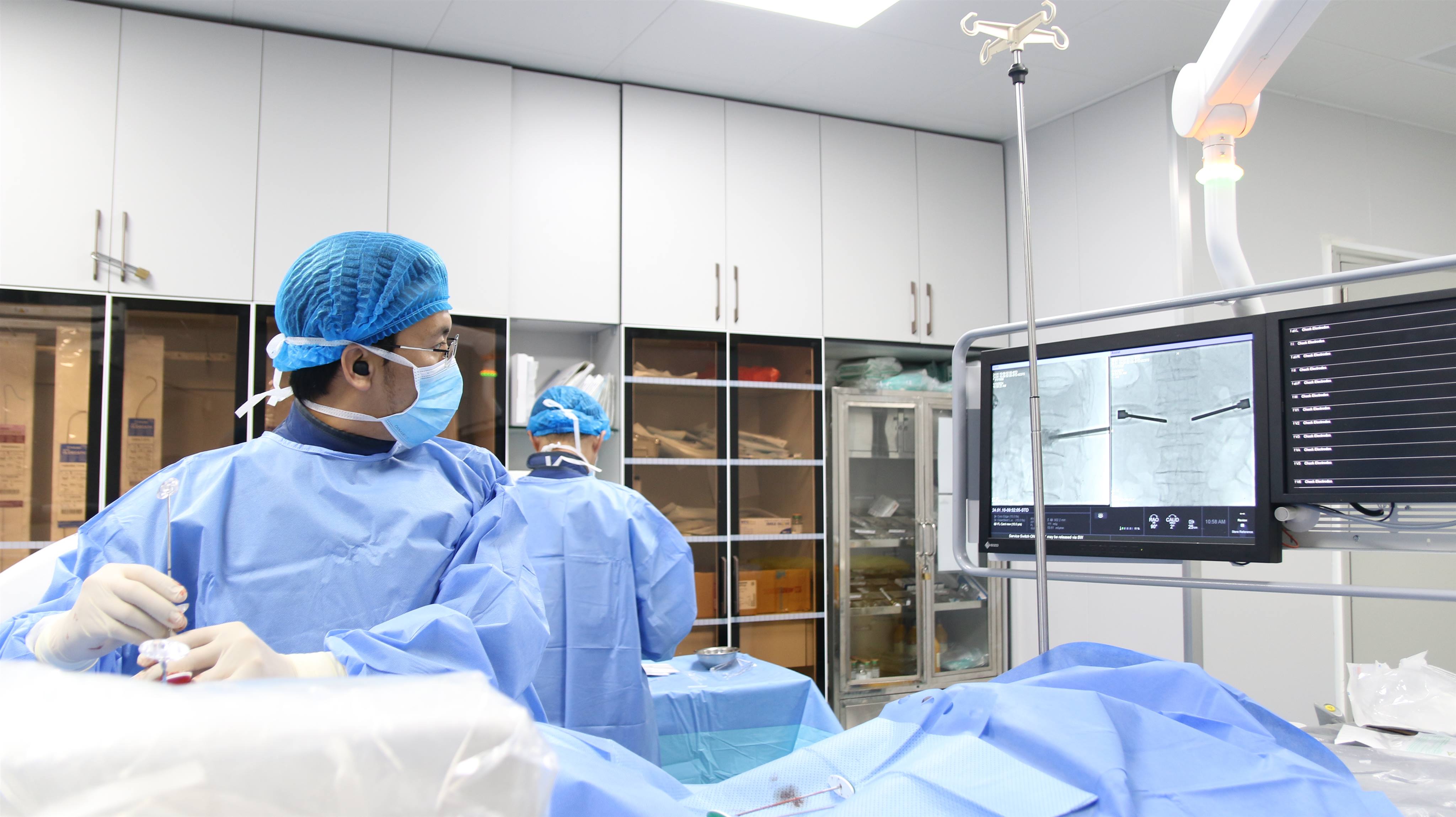 BIẾN AI THÀNH TRỢ THỦ THÔNG MINH, HẠN CHẾ SAI SÓT CHO BÁC SĨ