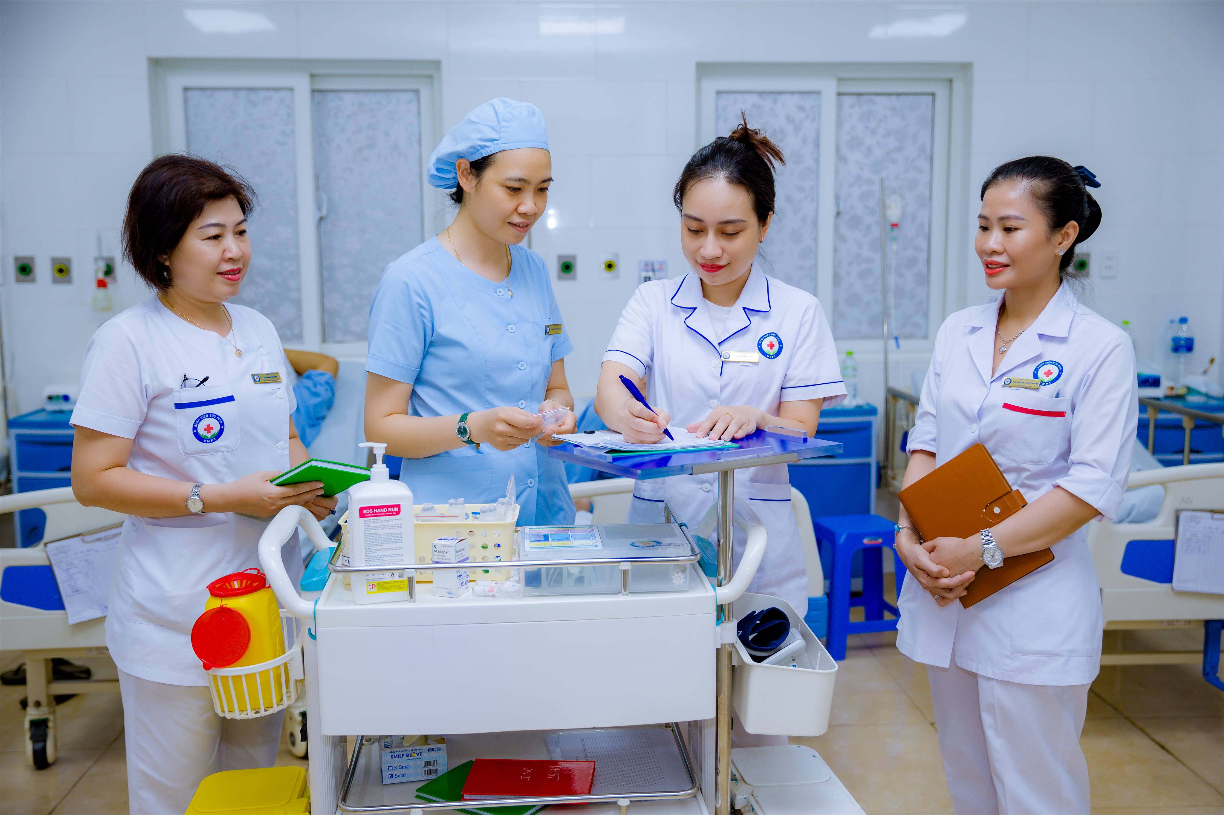 ĐIỀU DƯỠNG – ĐIỂM TỰA VỮNG CHẮC CỦA CHẤT LƯỢNG BỆNH VIỆN