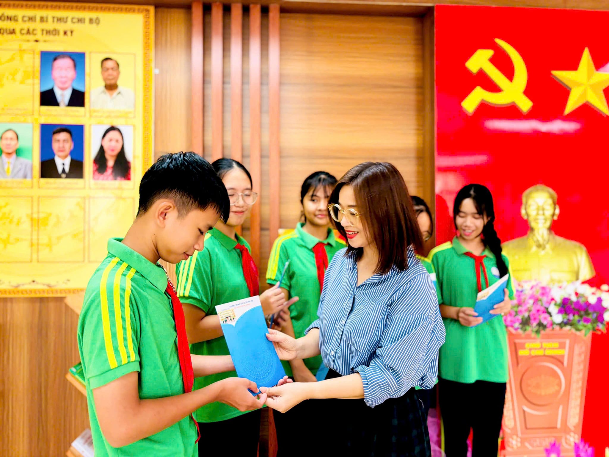 anh tin bai