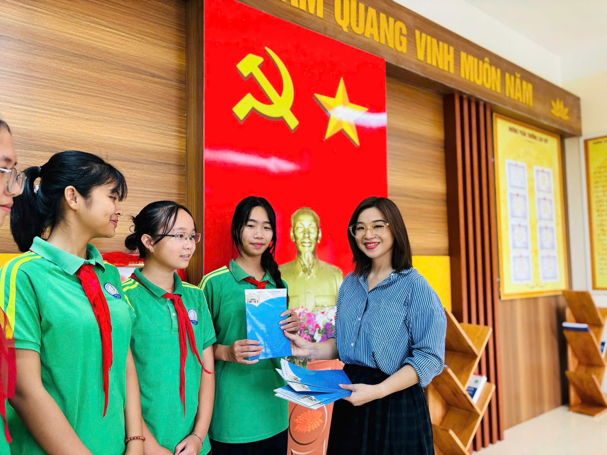anh tin bai