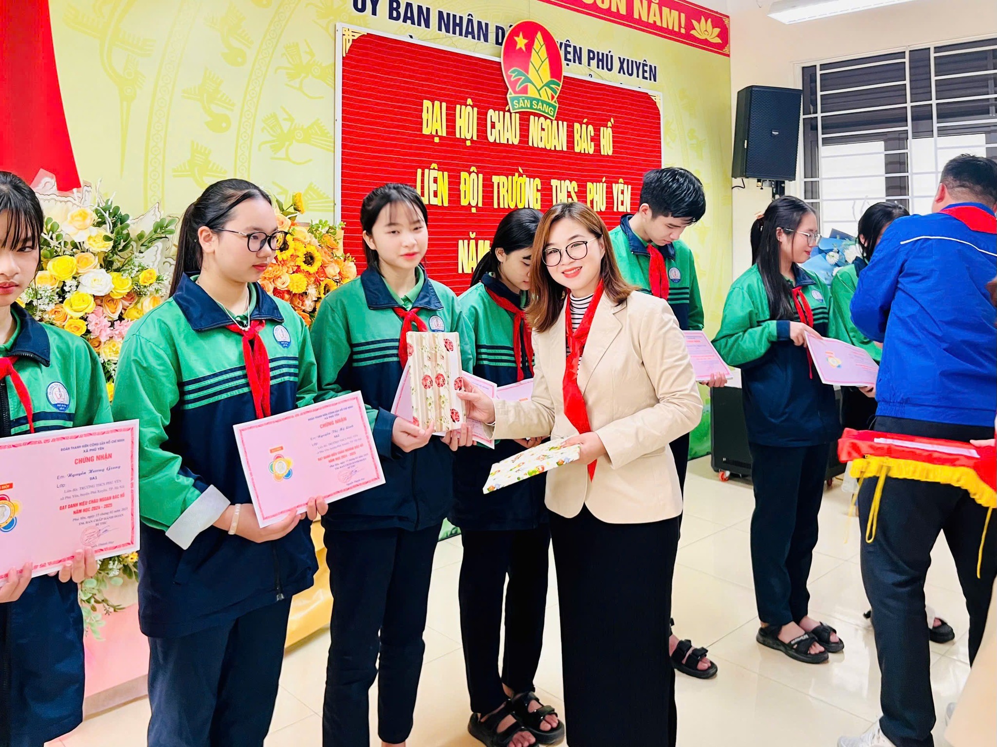 anh tin bai