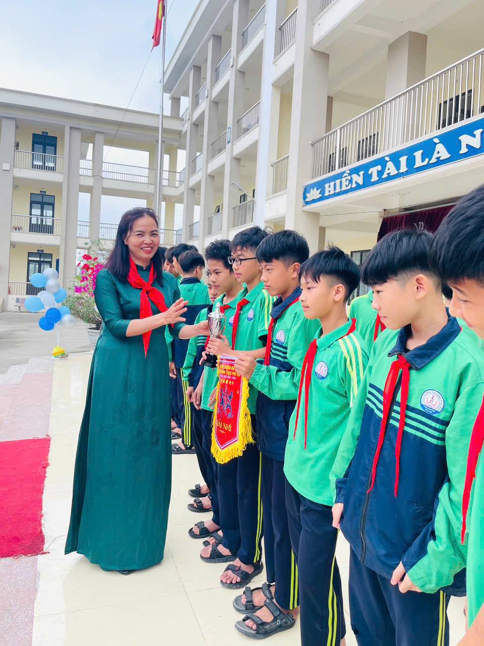 anh tin bai