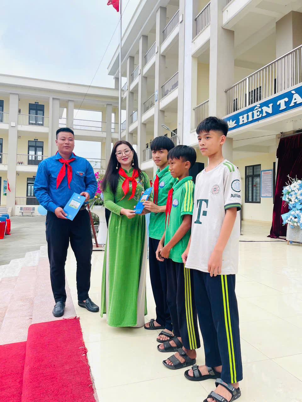 anh tin bai