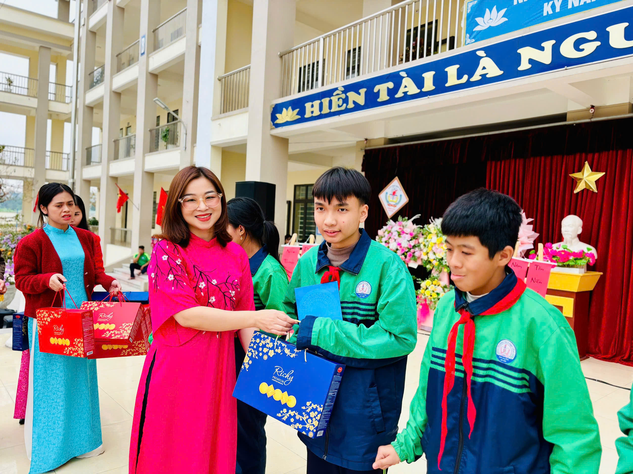 anh tin bai