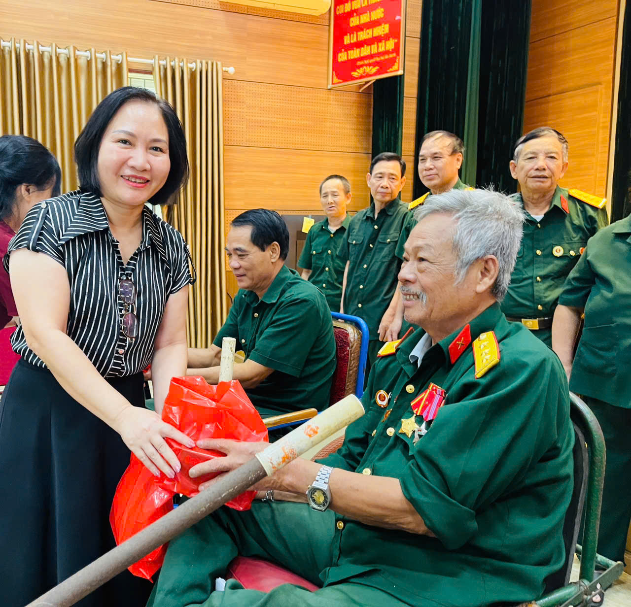 anh tin bai