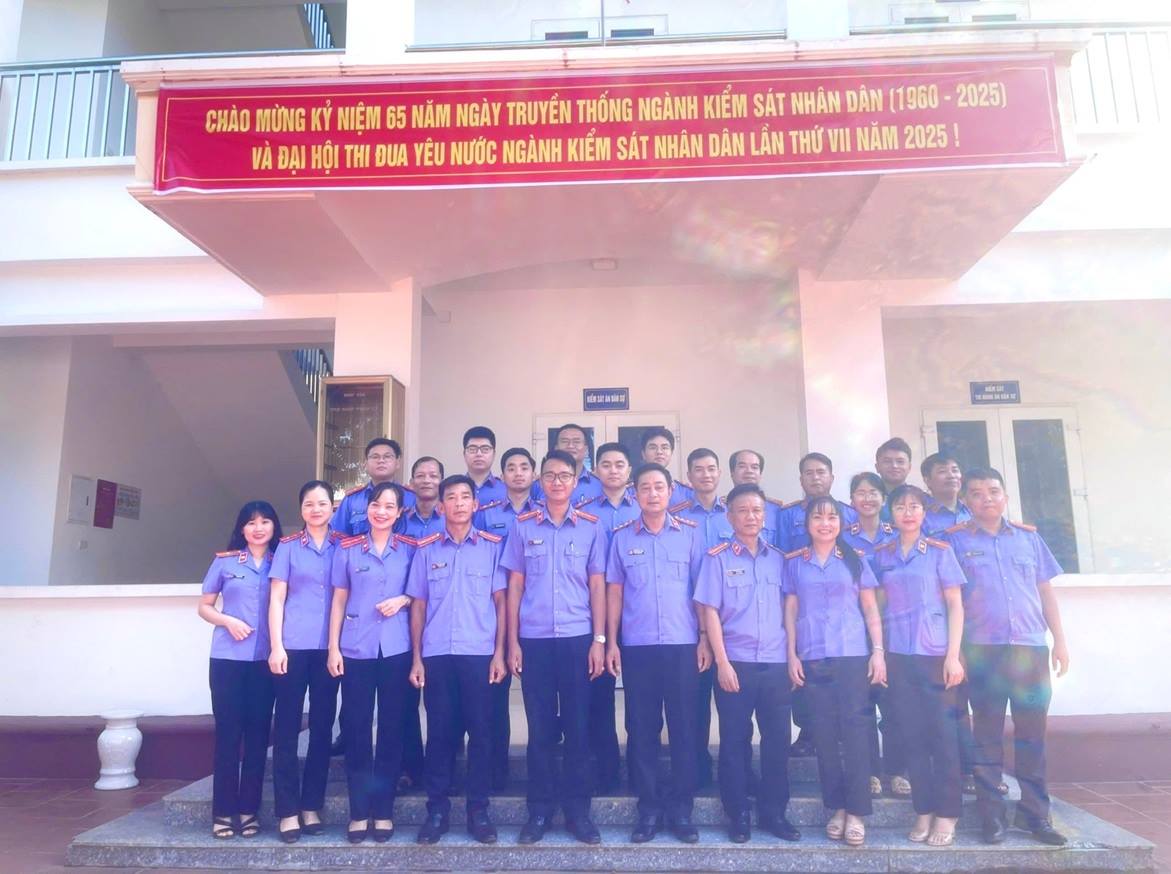VKS khu vực 4 thi đua chào mừng 65 năm ngày truyền thống ngành Kiểm sát nhân dân và Đại hội Thi đua yêu nước ngành Kiểm sát nhân dân lần thứ VII