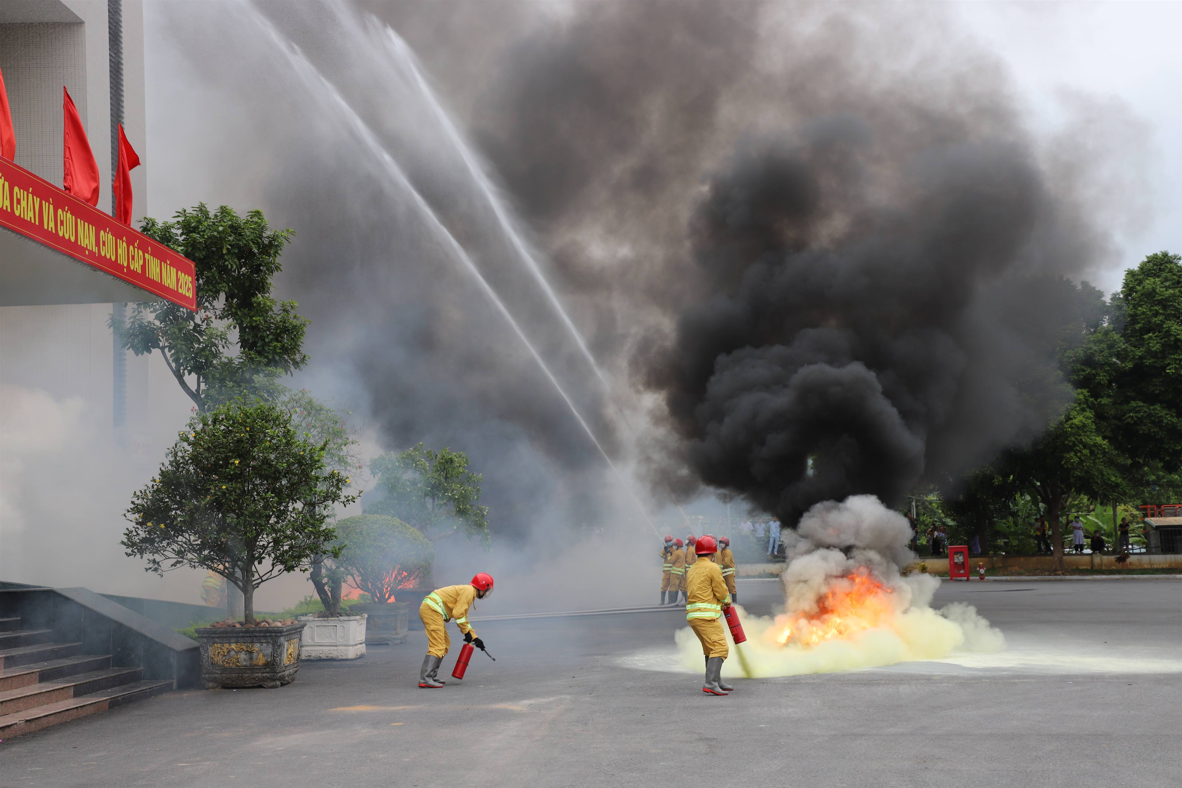 Lào Cai: Công tác đảm bảo an toàn phòng cháy, chữa cháy và cứu nạn, cứu hộ trên địa bàn tỉnh đạt nhiều kết quả quan trọng