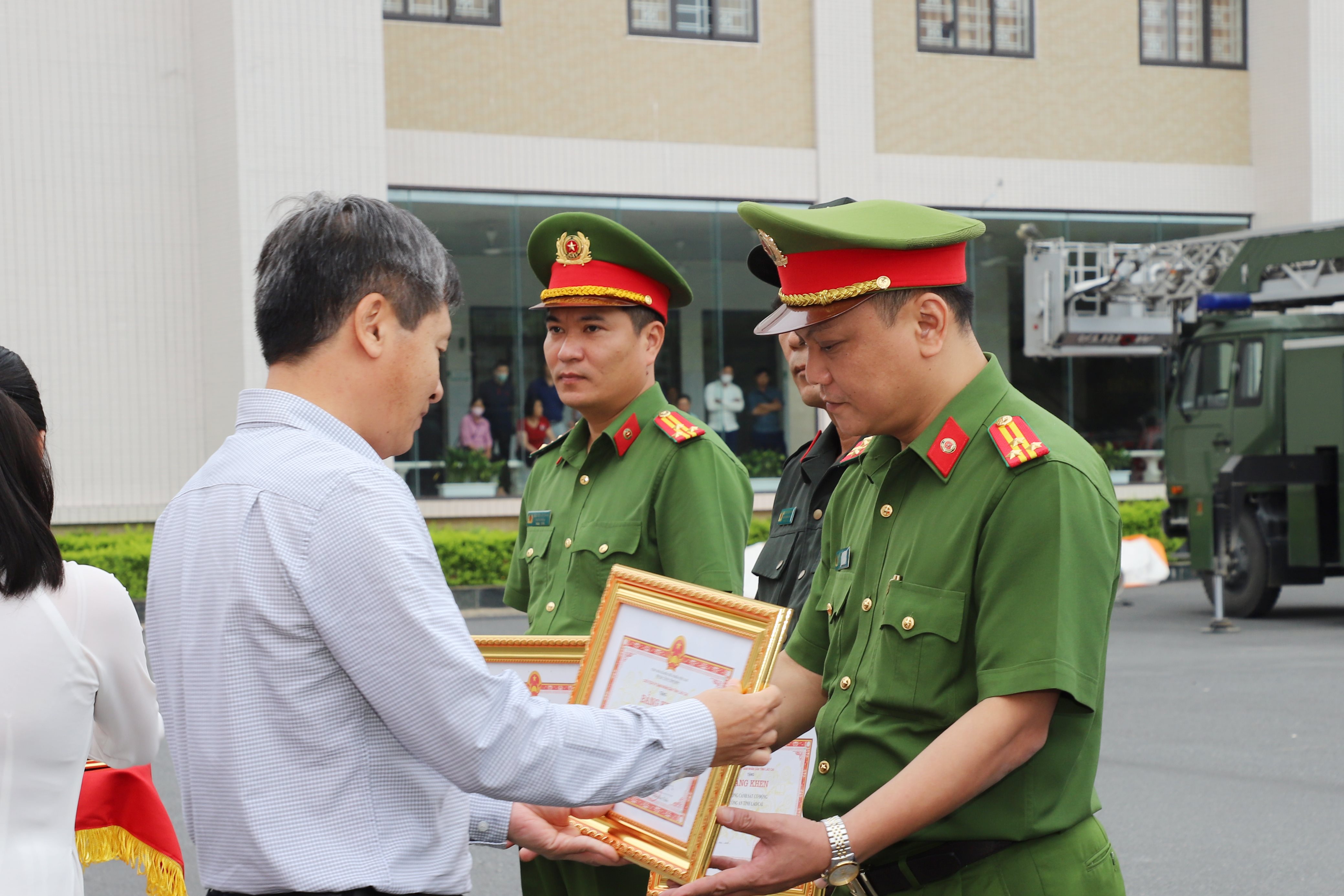 anh tin bai