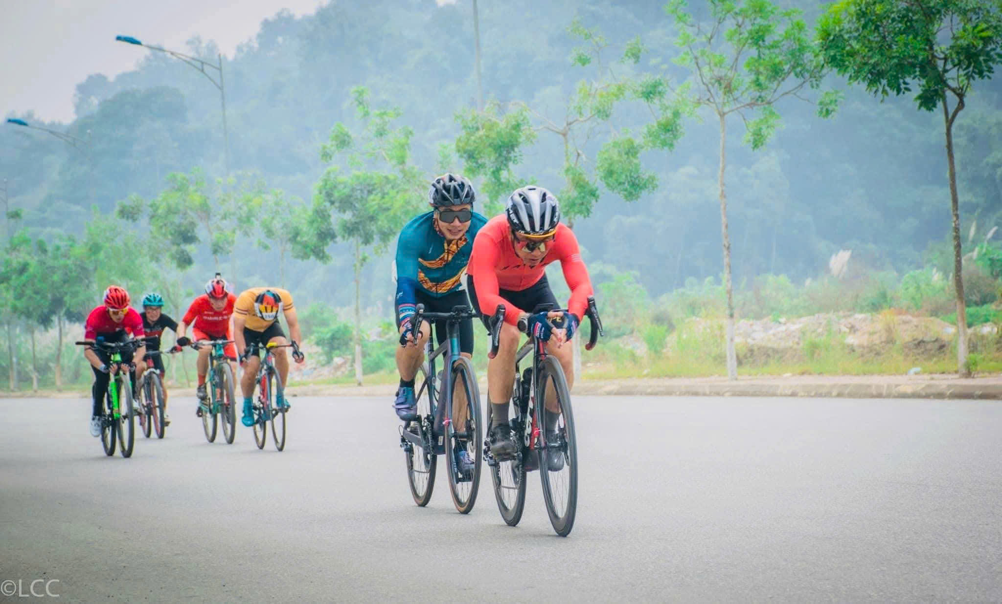 Giải đua xe đạp địa hình “MTB - Chinh phục Bản Lầu - Bản hùng ca biên cương - LCC9” tại xã Bản Lầu, tỉnh Lào Cai diễn ra vào ngày 24/5/2026