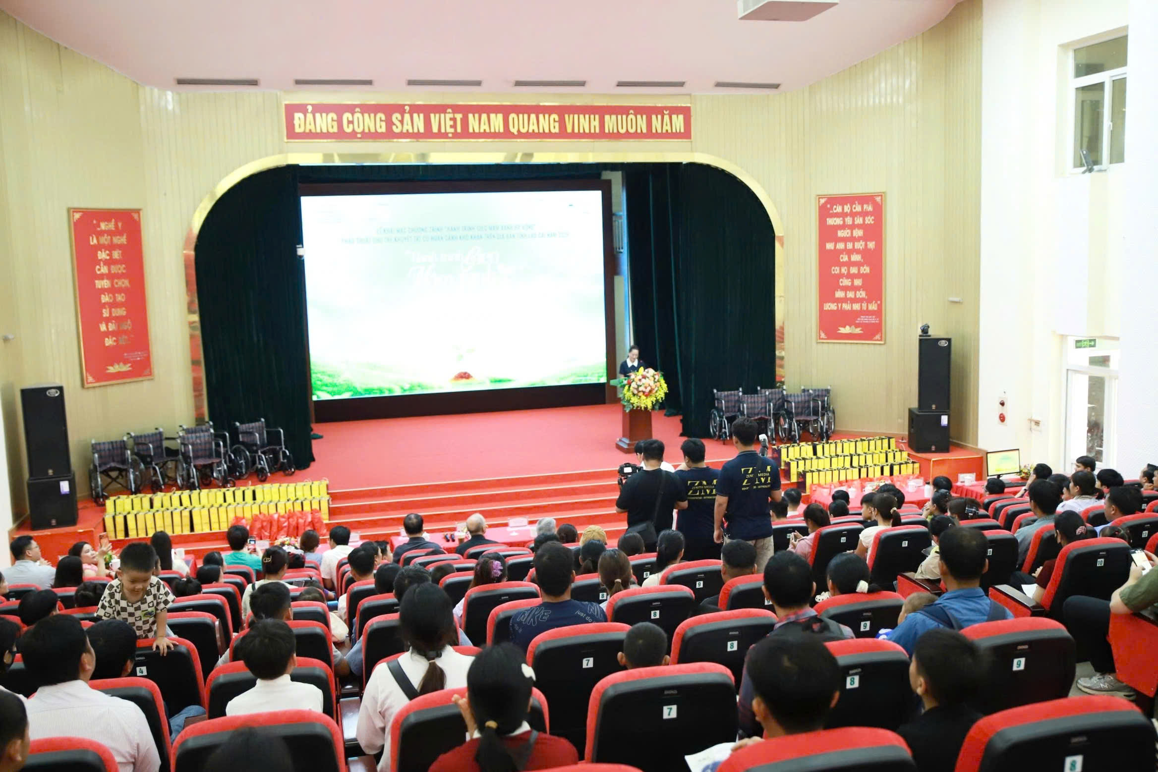 anh tin bai