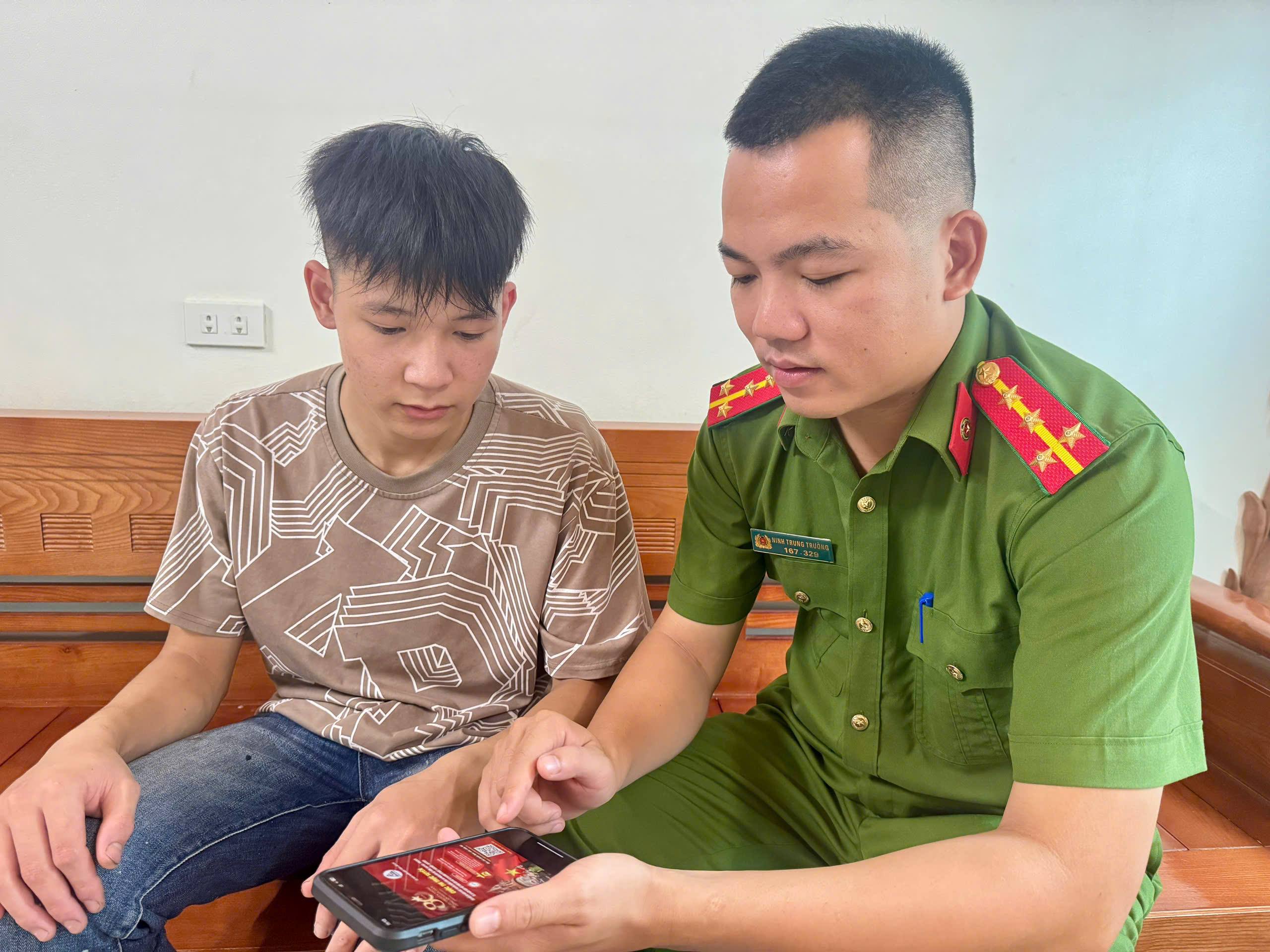 anh tin bai
