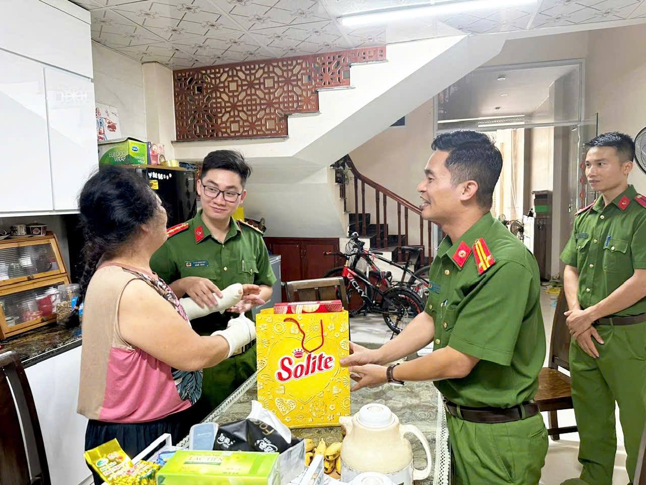 anh tin bai