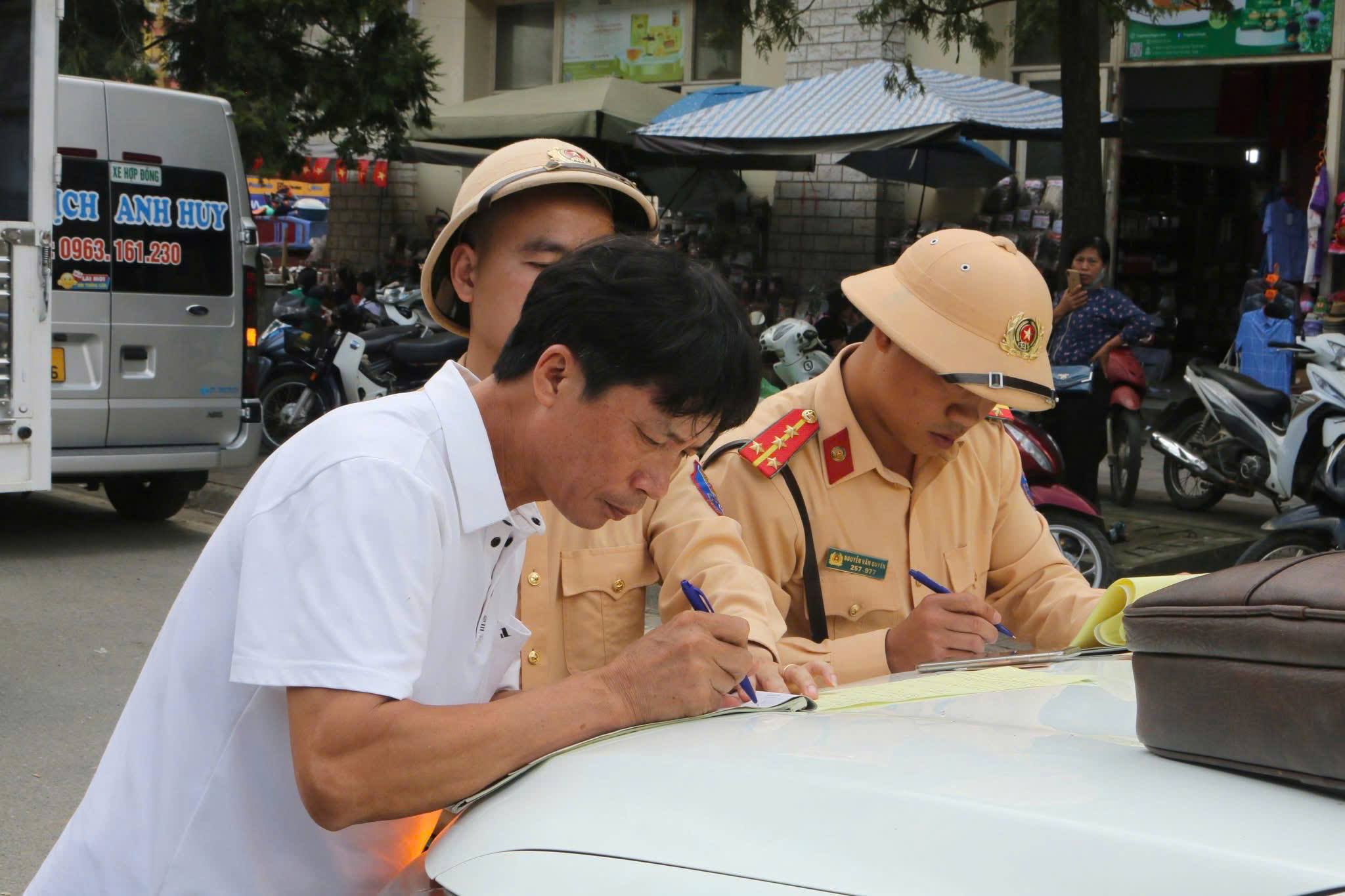 anh tin bai
