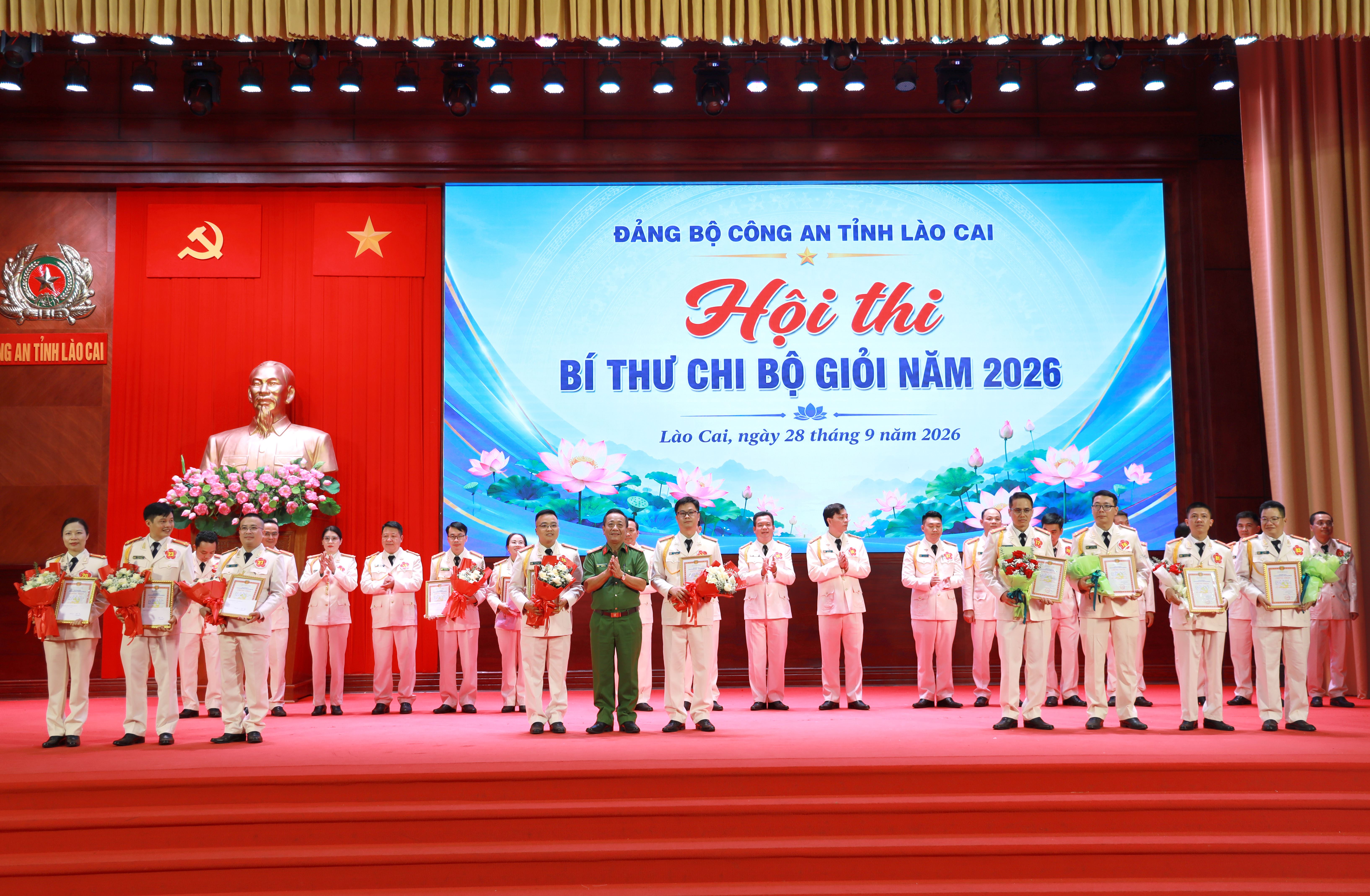 anh tin bai