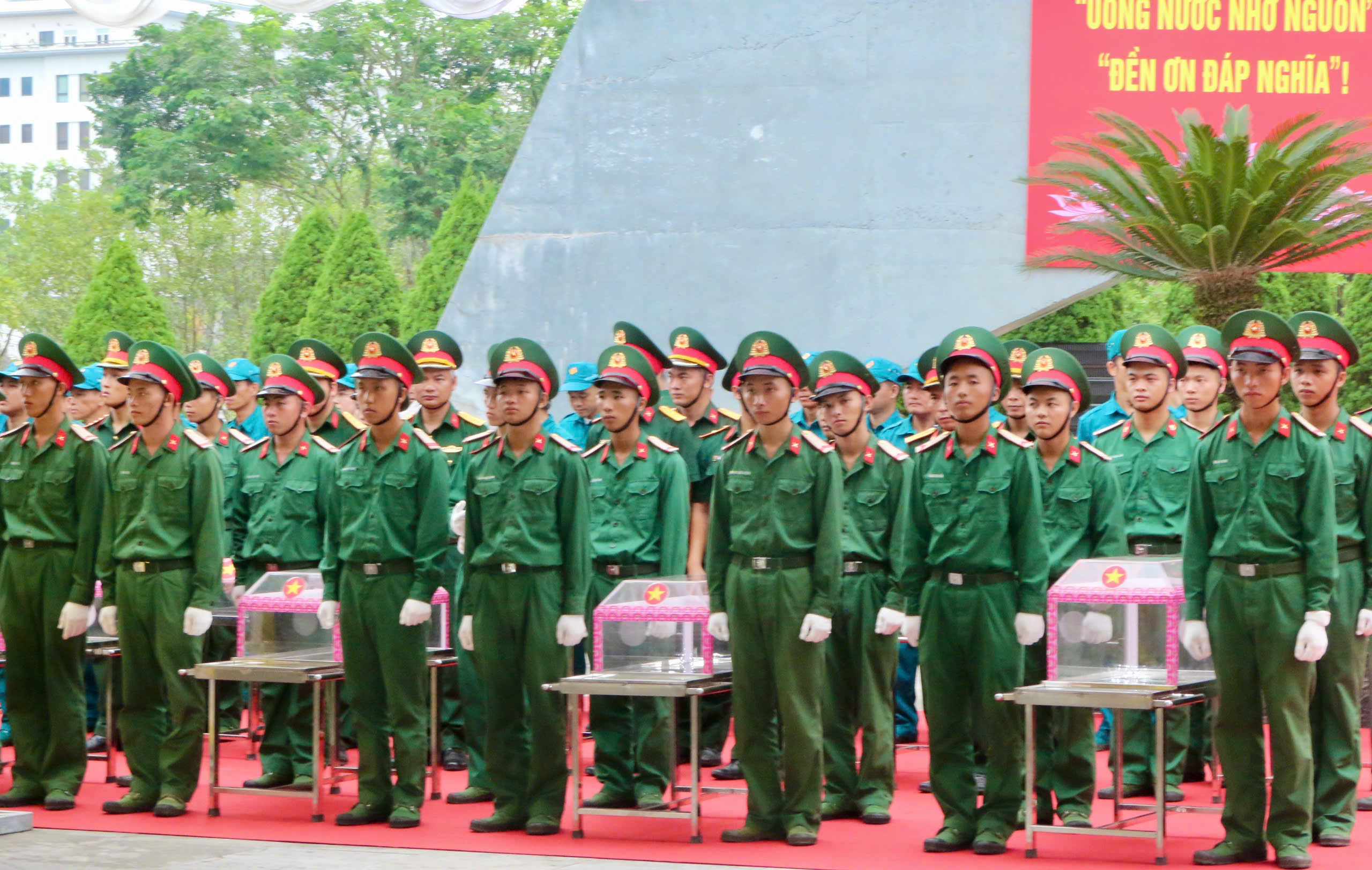 anh tin bai