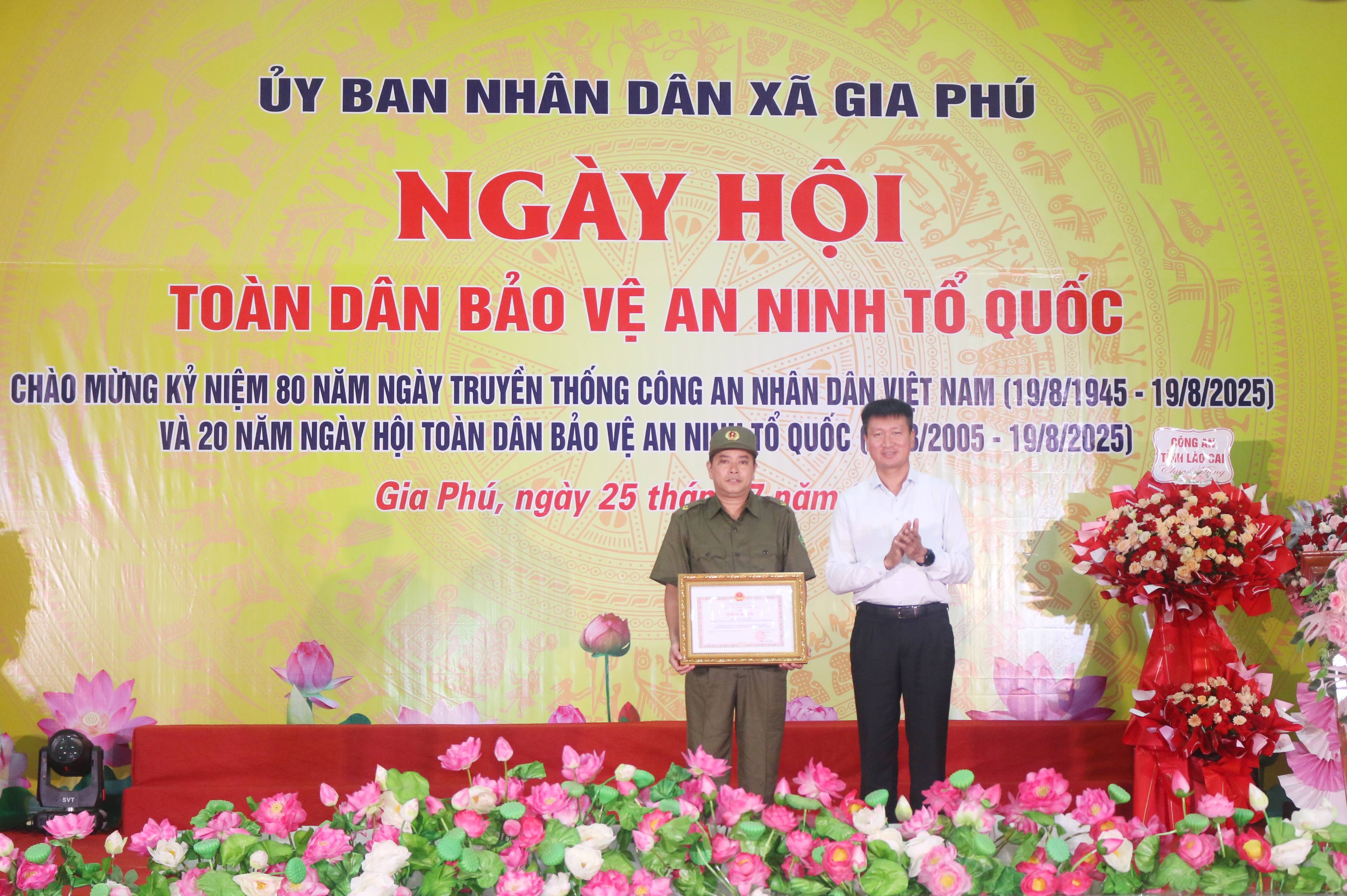 anh tin bai