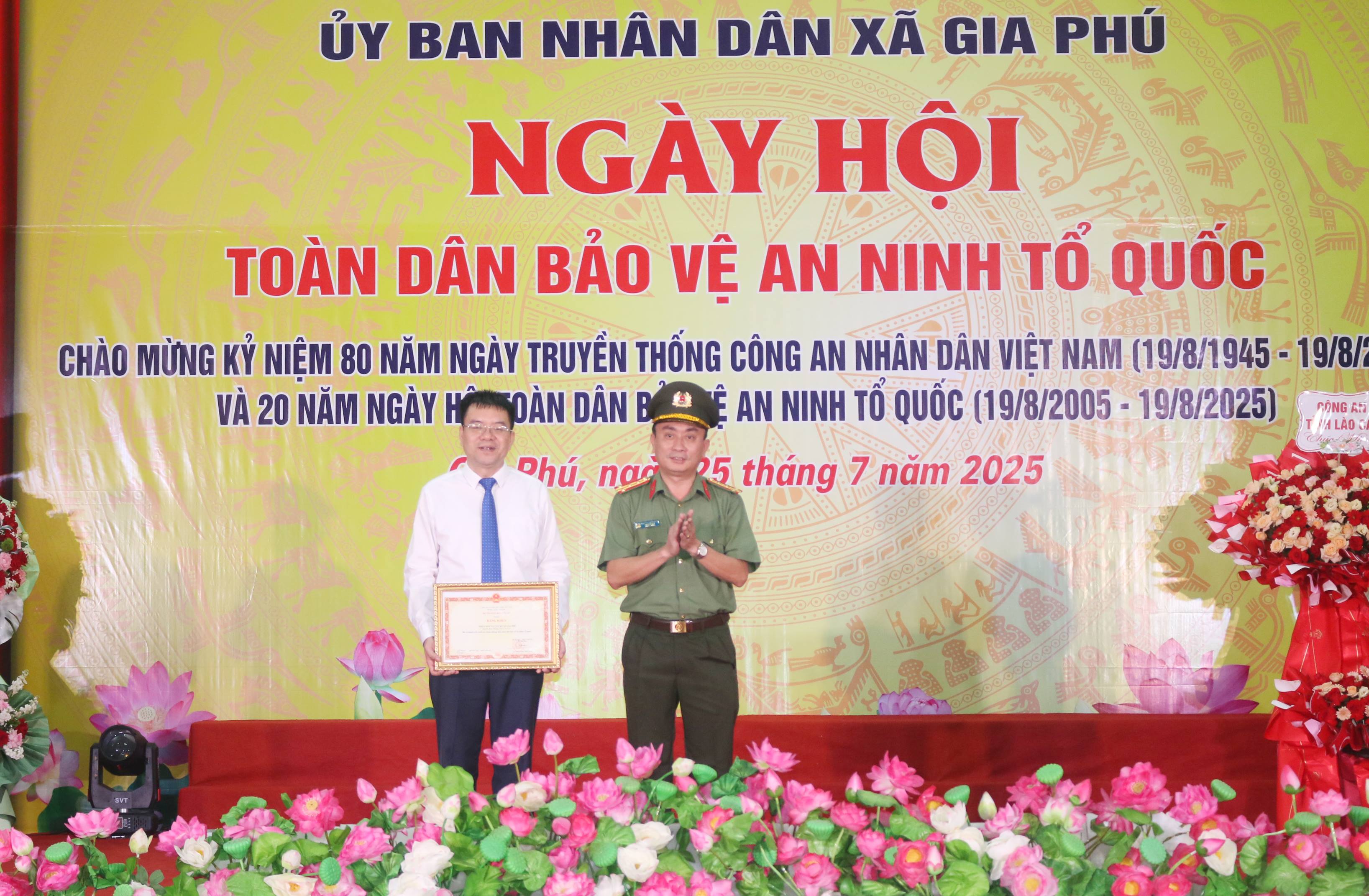 anh tin bai