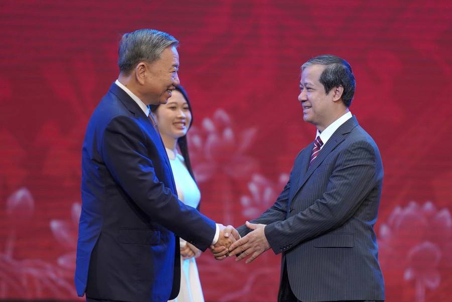 anh tin bai