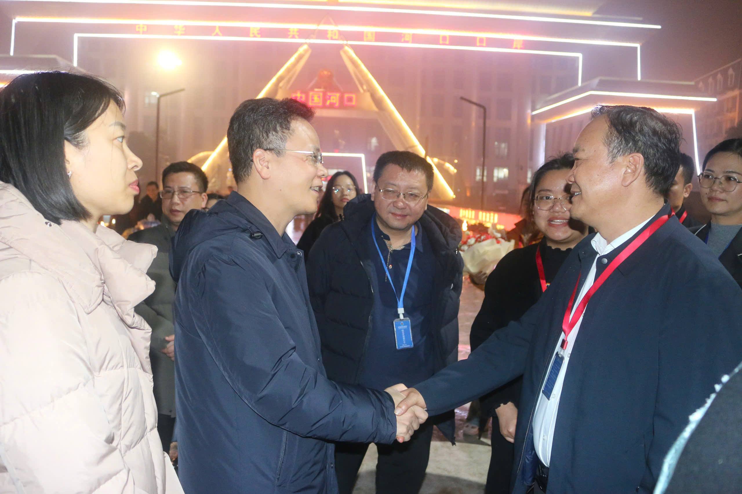 Đoàn đại biểu tỉnh Lào Cai kết thúc tốt đẹp chuyến công tác tại thành phố Trùng Khánh, Trung Quốc