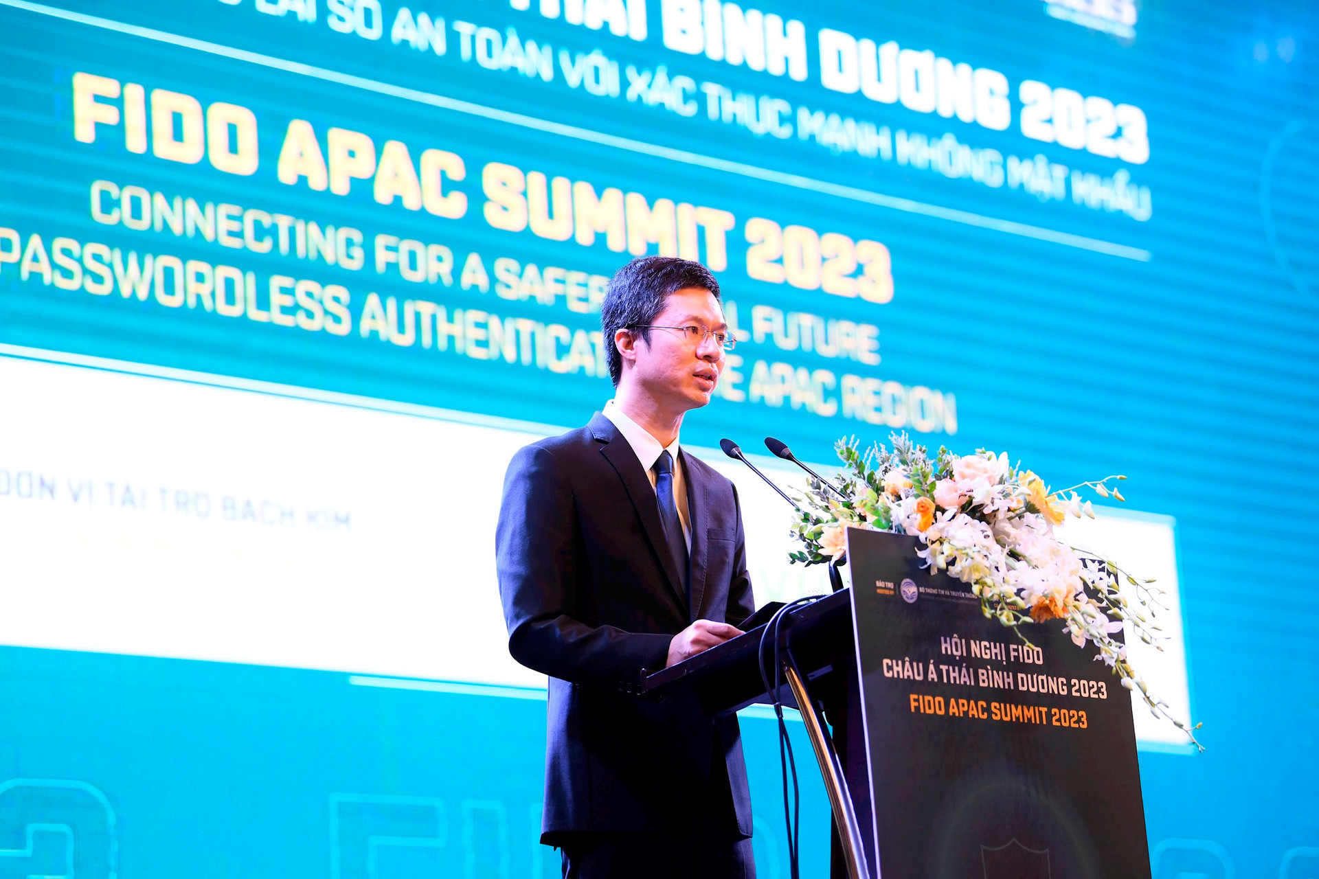 anh tin bai