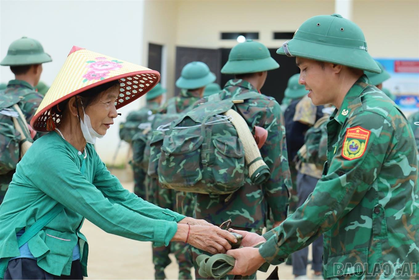 anh tin bai