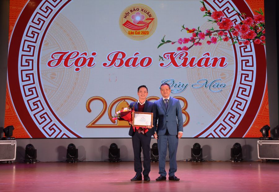 anh tin bai