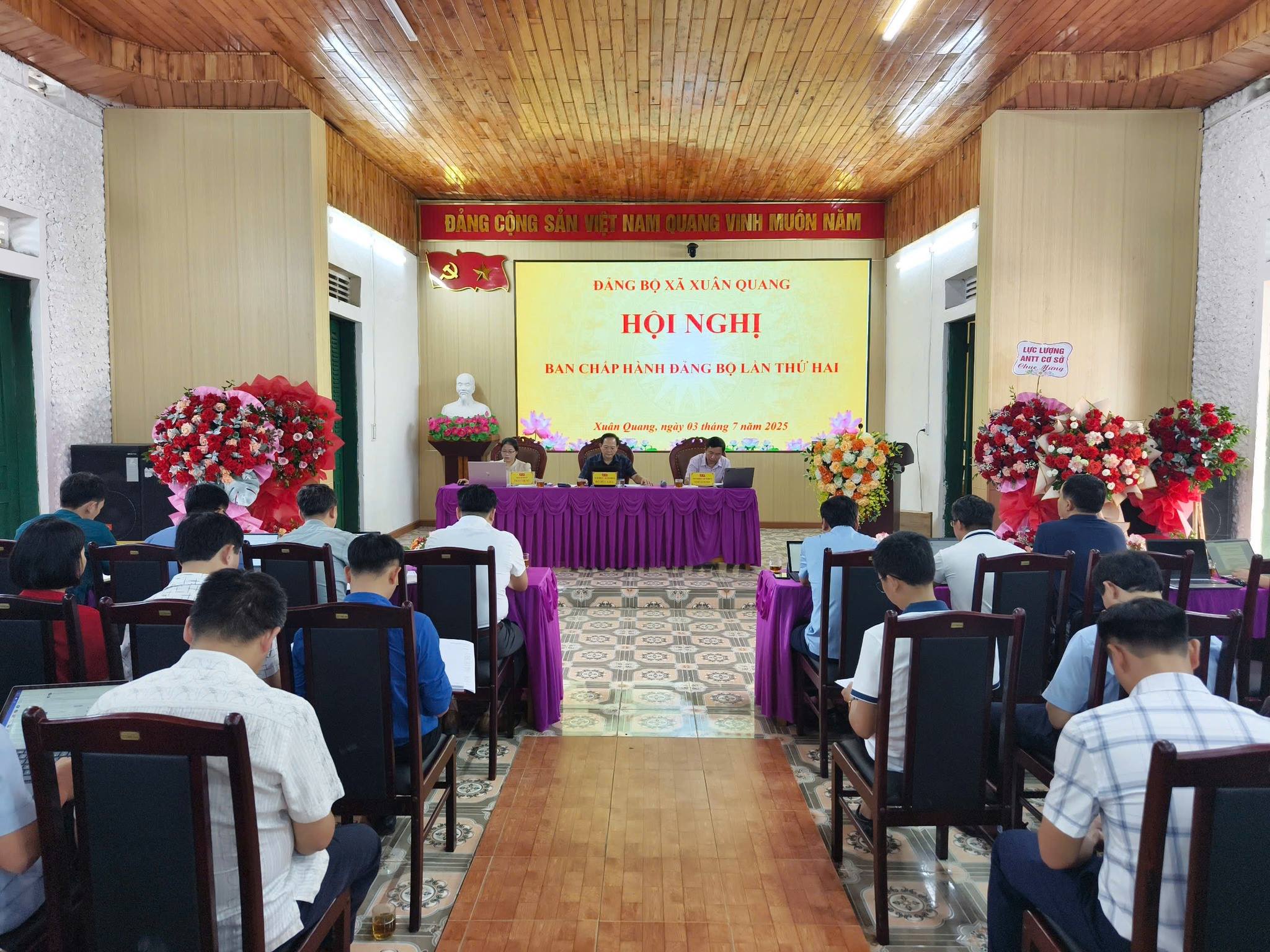anh tin bai